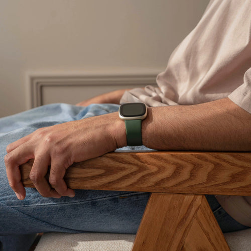 Fitbit Versa 4 Silicone Strap Classic (Dark Green)