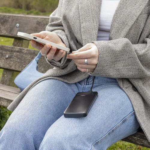 Coverzs Batería Externa Ultrafina de 10,000 mAh (negra)