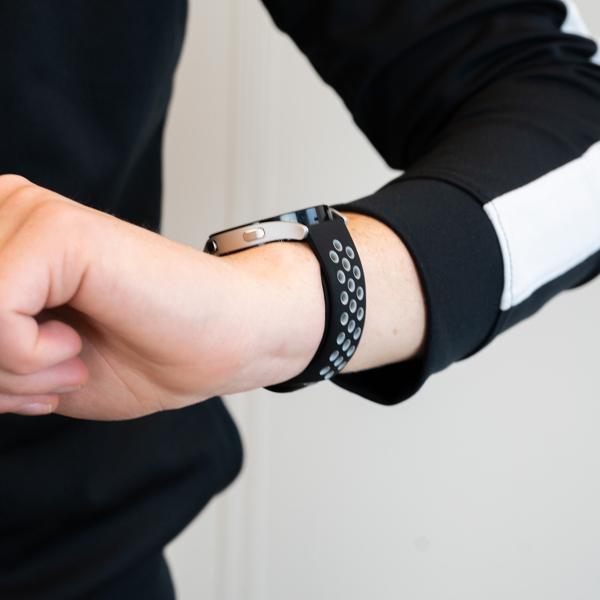 Bandz Correa depotiva 'Deluxe' Coros Apex 42mm (negro/gris)