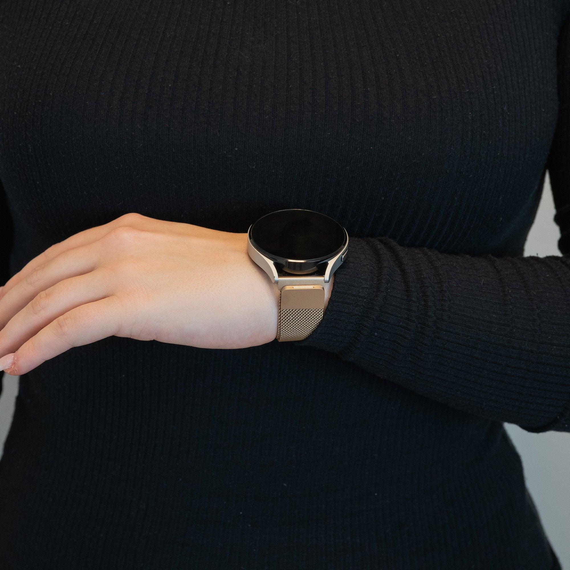 Bandz Garmin Vivomove Sport Milanese Loop Strap (Champagne Gold)