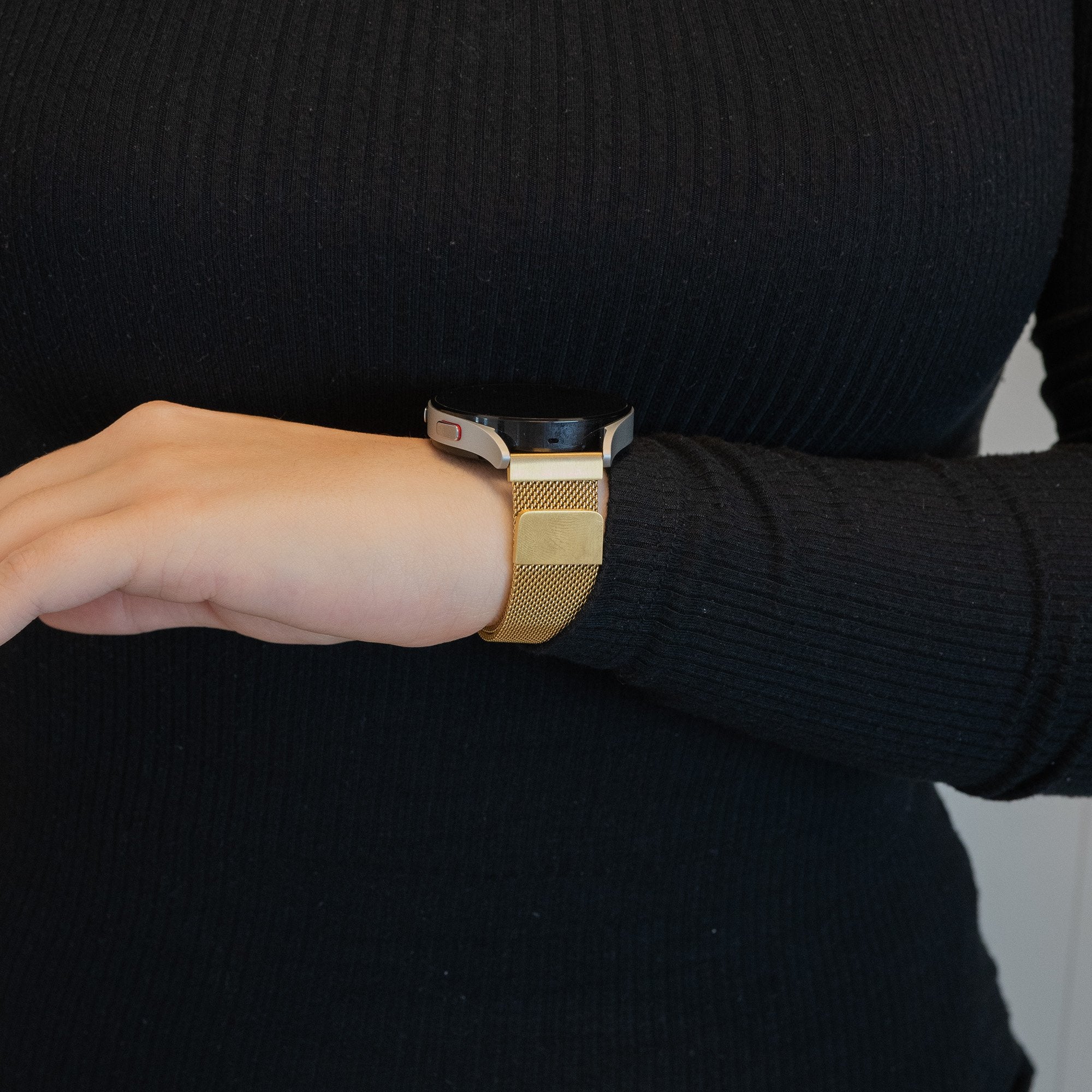 Bandz Correa milanesa Garmin Vivoactive 5 (dorado)