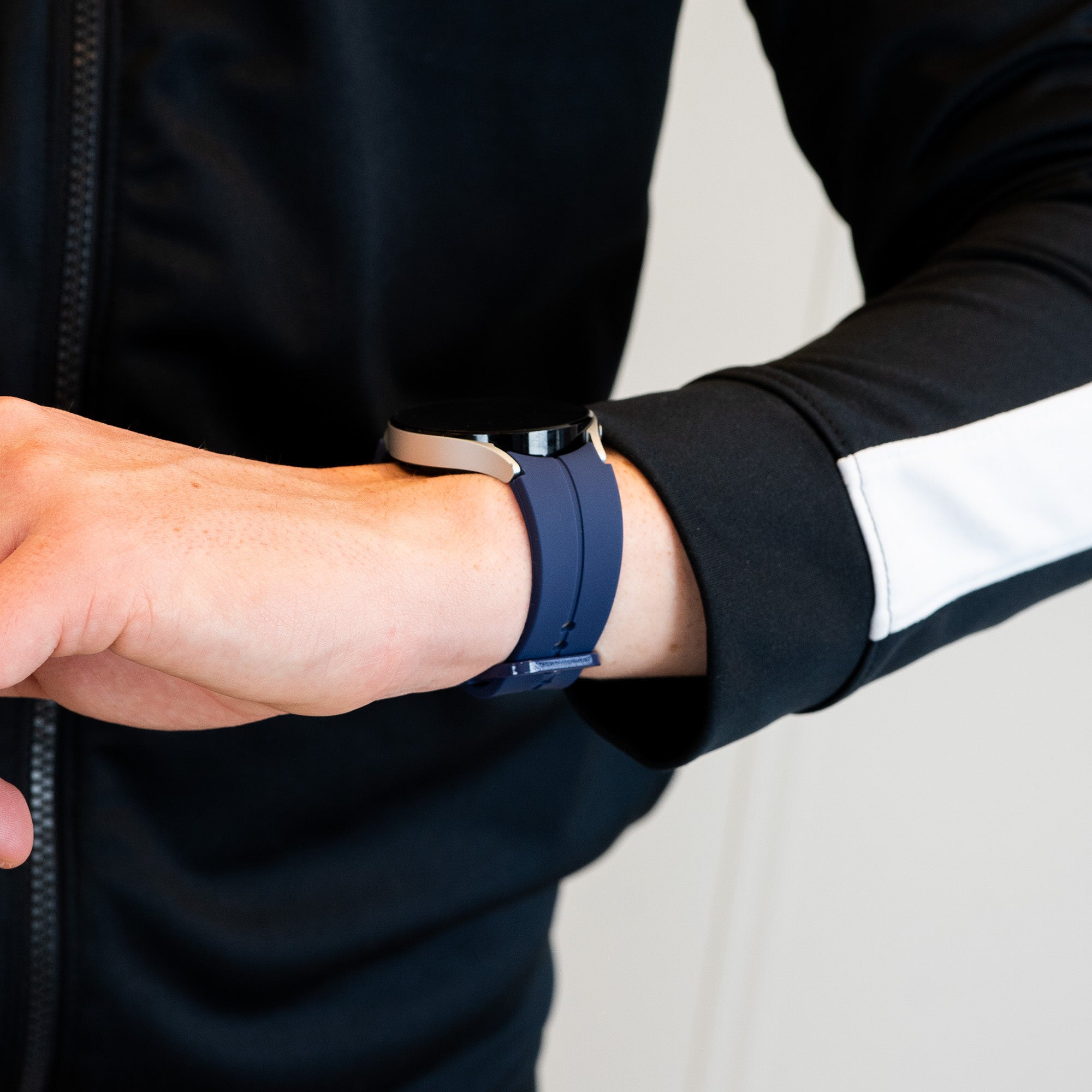 Bandz Samsung Galaxy Watch 4 40mm Silicone Strap 'Extreme' (Dark Blue)