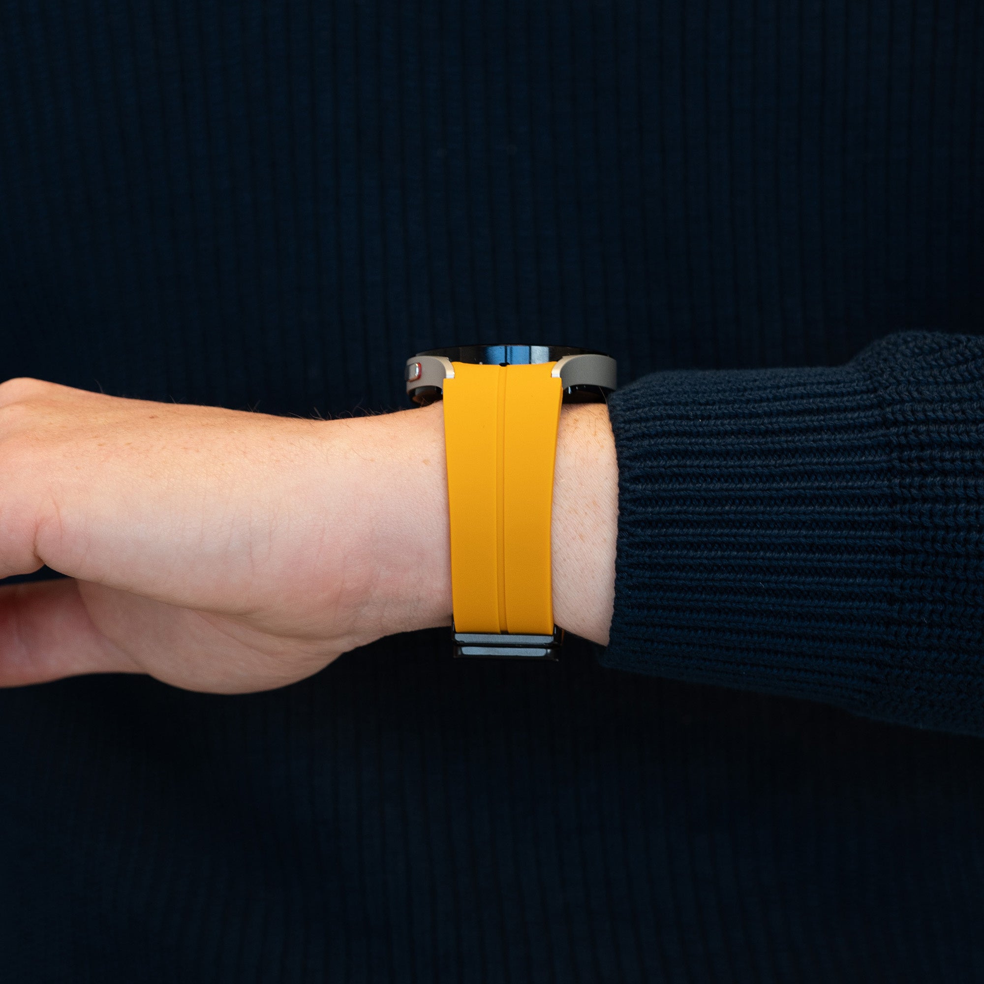 Bandz Correa silicona con D-Buckle Samsung Galaxy Watch 6 Classic 43mm (amarillo)