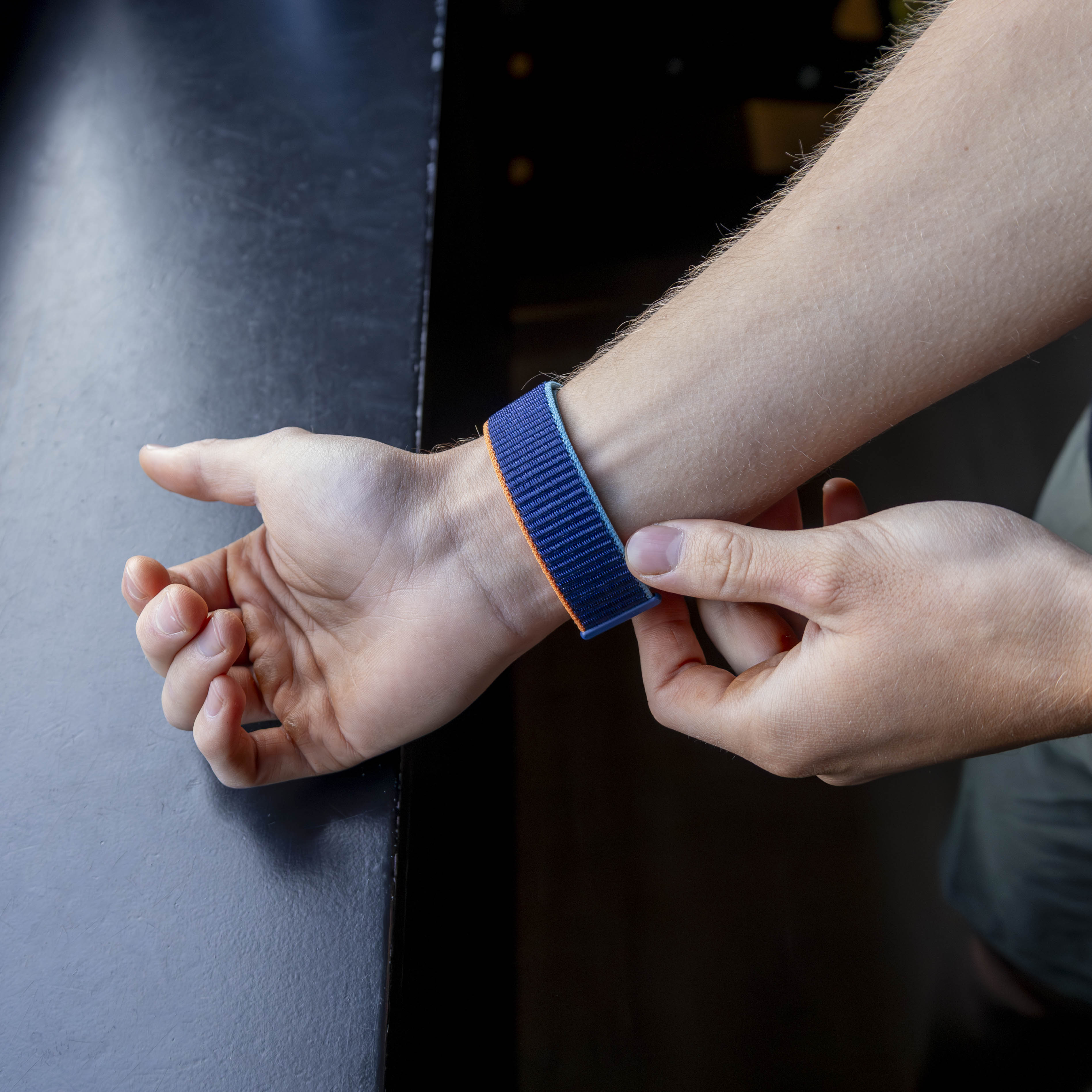 Bandz Correa Nylon 'Clásico' Apple Watch (azul oscuro mezcla)