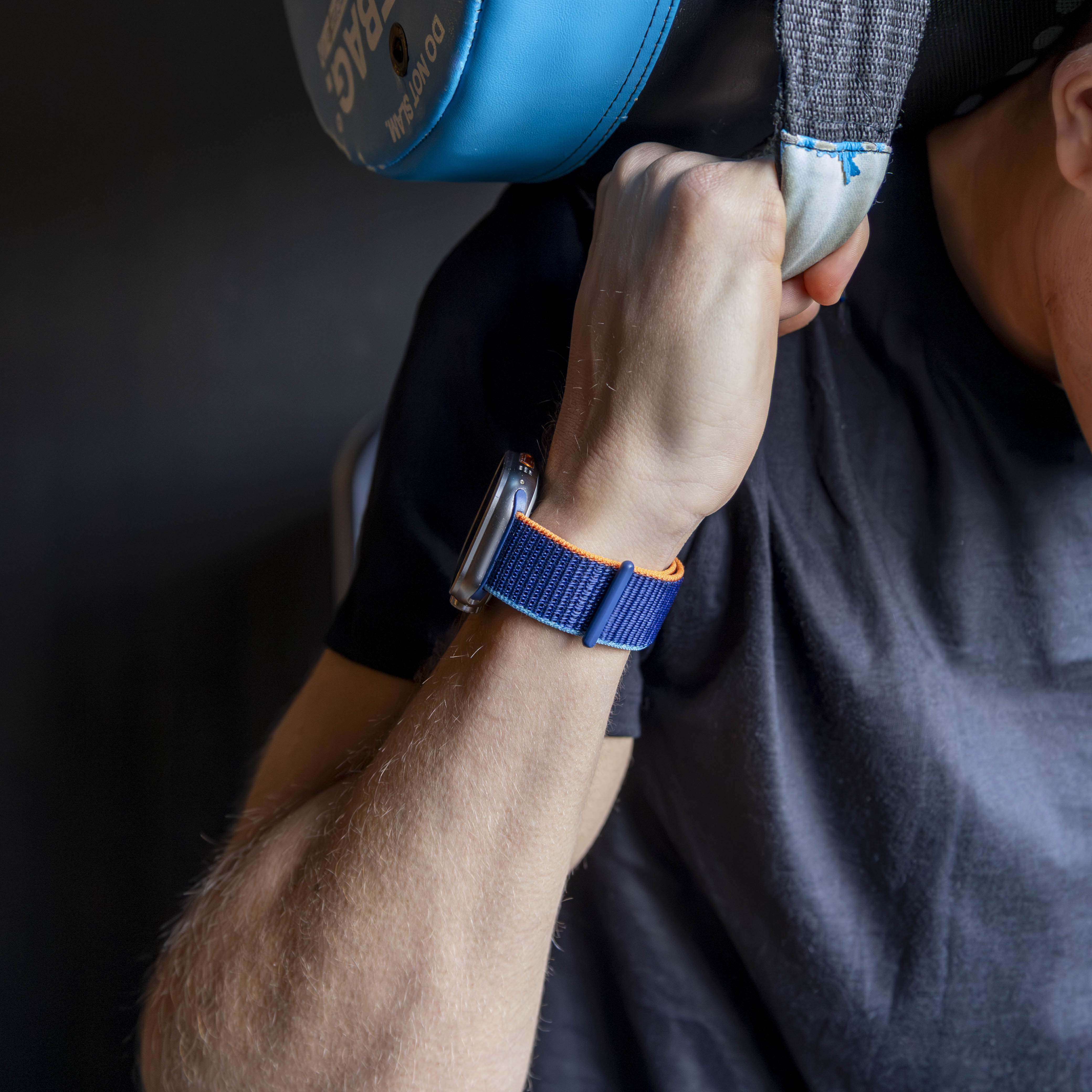 Bandz Correa Nylon 'Clásico' Apple Watch (azul oscuro mezcla)