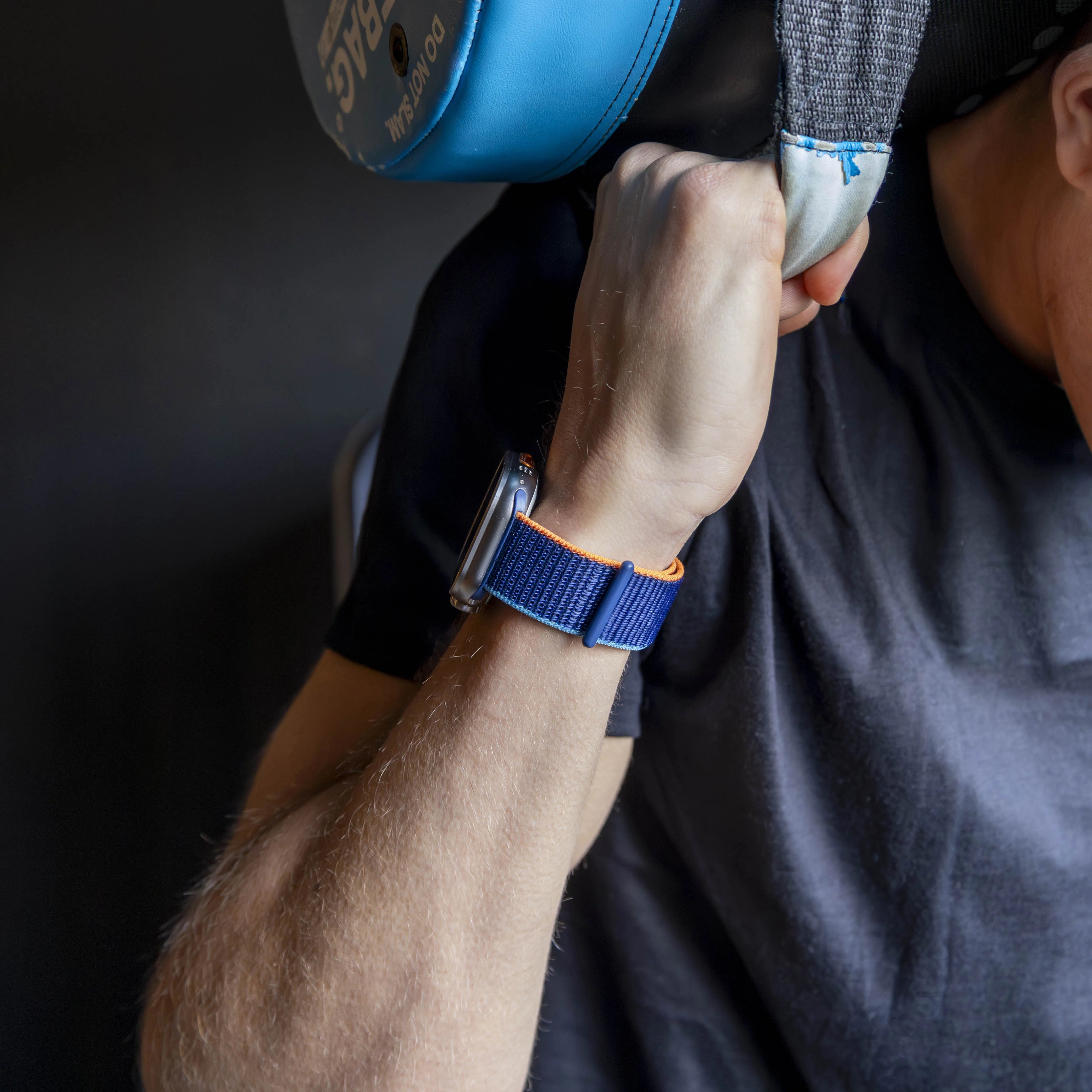 Bandz Correa Nylon 'Clásico' Apple Watch (azul oscuro mezcla)