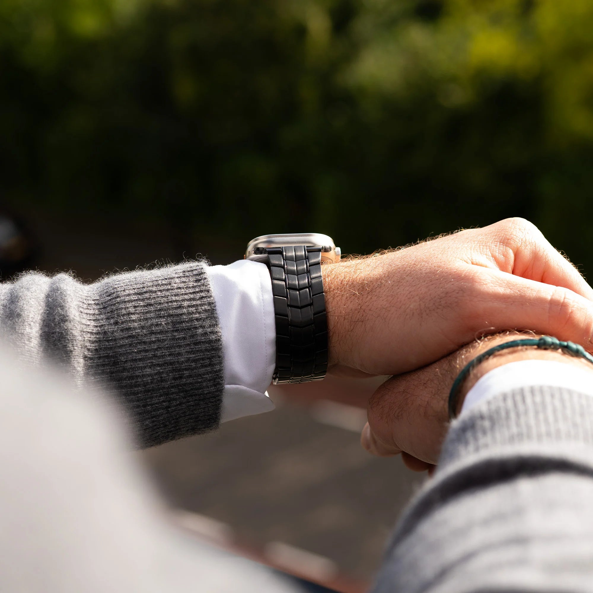 Bandz Apple Watch Titanium Strap 'Supreme' (Black)