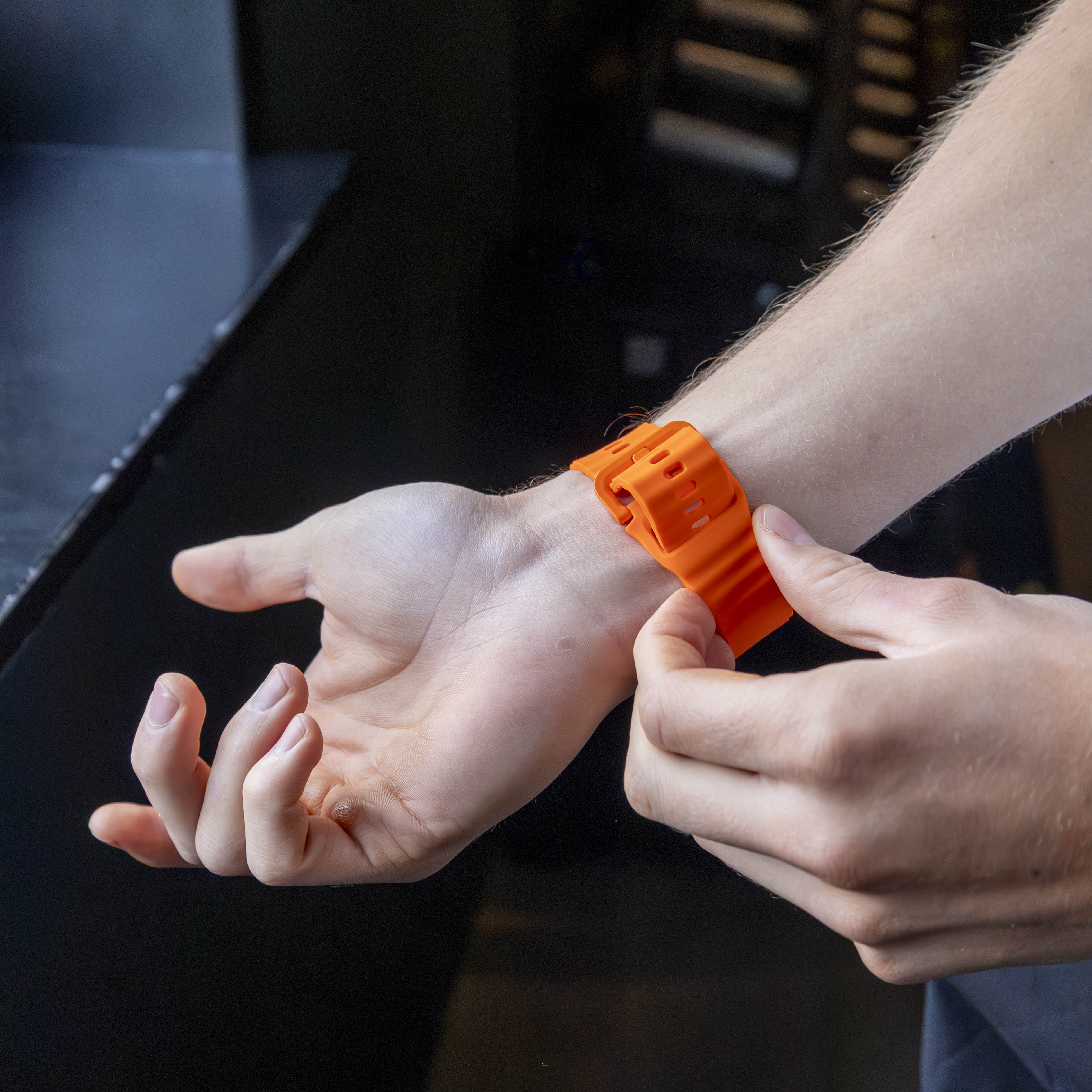 Samsung Galaxy Watch Ultra Wave Silicone Strap (Orange)