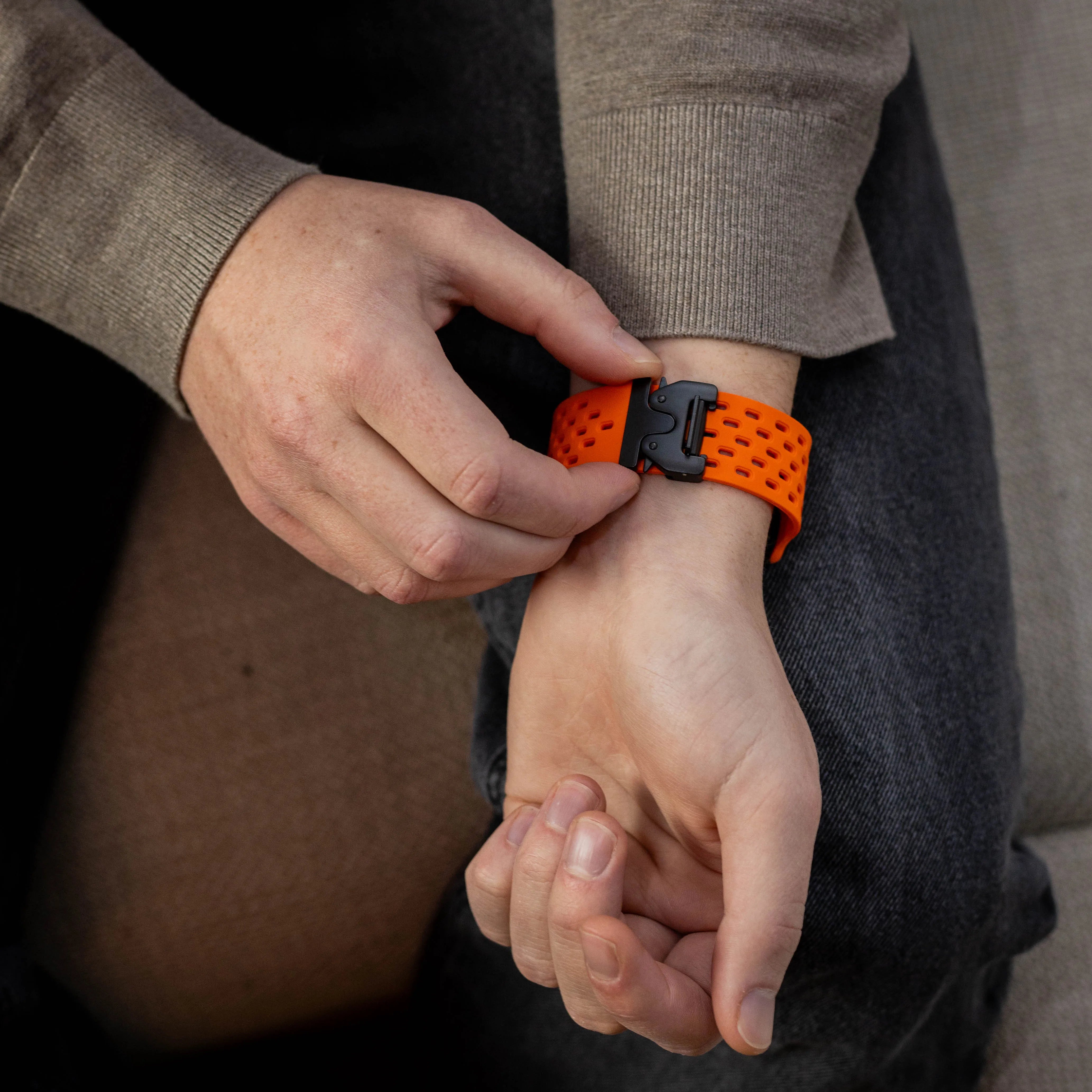 Correa silicona air con P-buckle Apple Watch (naranja)