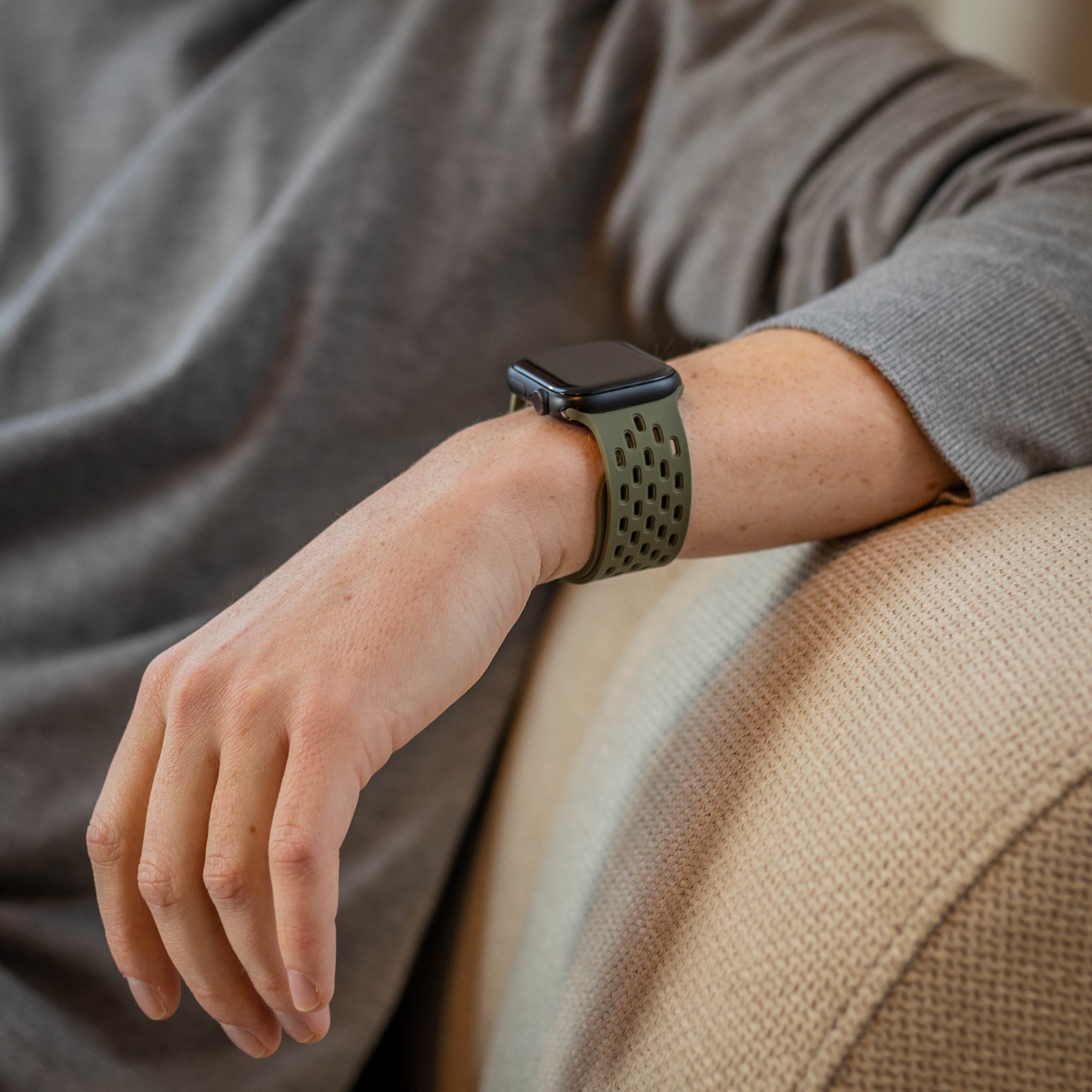 Correa silicona air con P-buckle Apple Watch (verde militar)