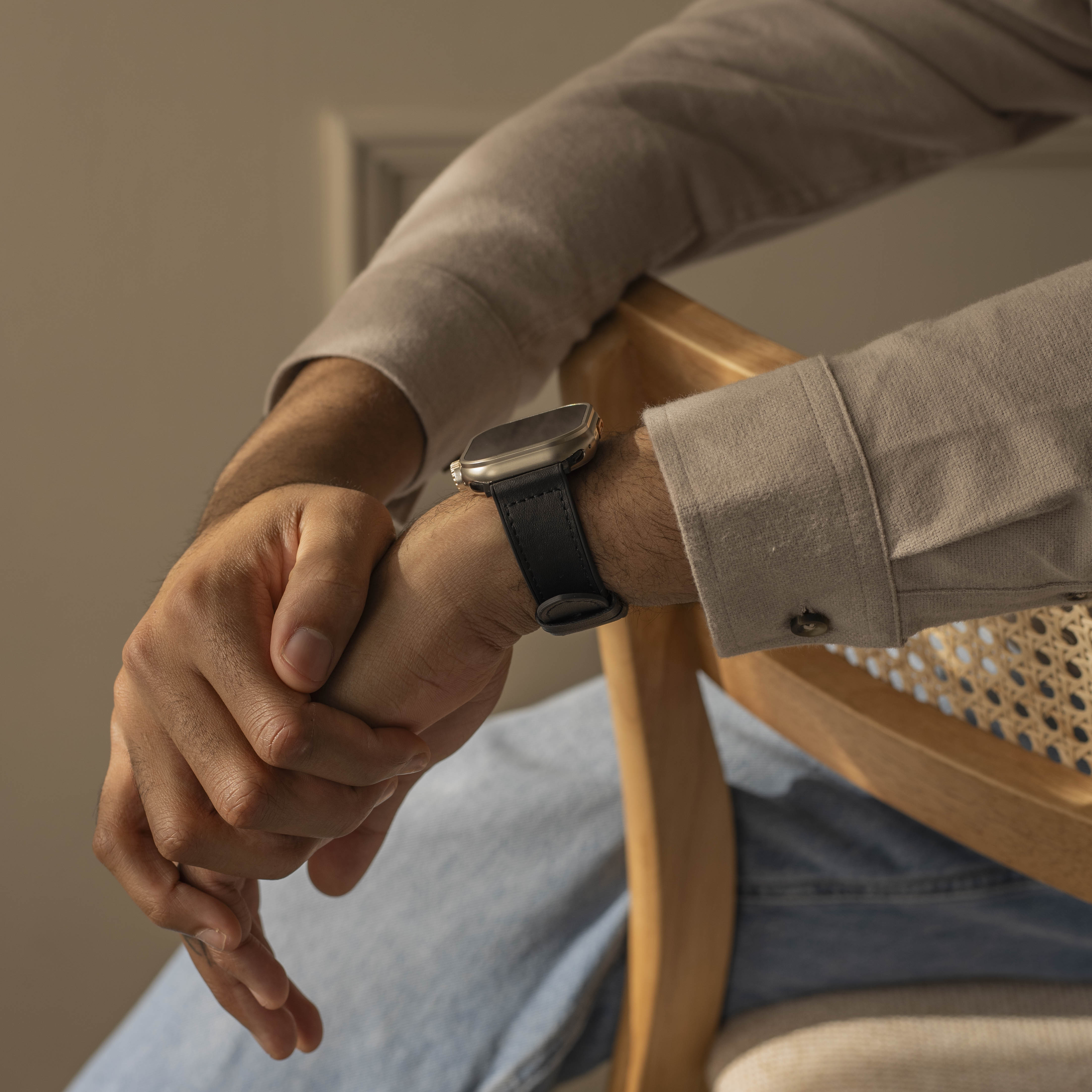 Apple Watch Hybrid Leather Strap with Buckle (Black)