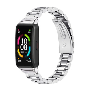 Steel Strap, silver, on a watch, 3/4 front view