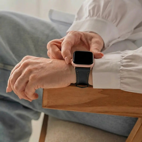 Apple Watch Leather Strap with Snap Closure (Black)