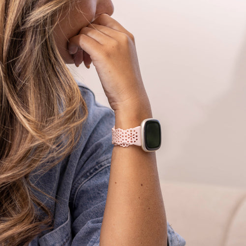 Correa silicona con estampado Fitbit Sense (rosa claro)