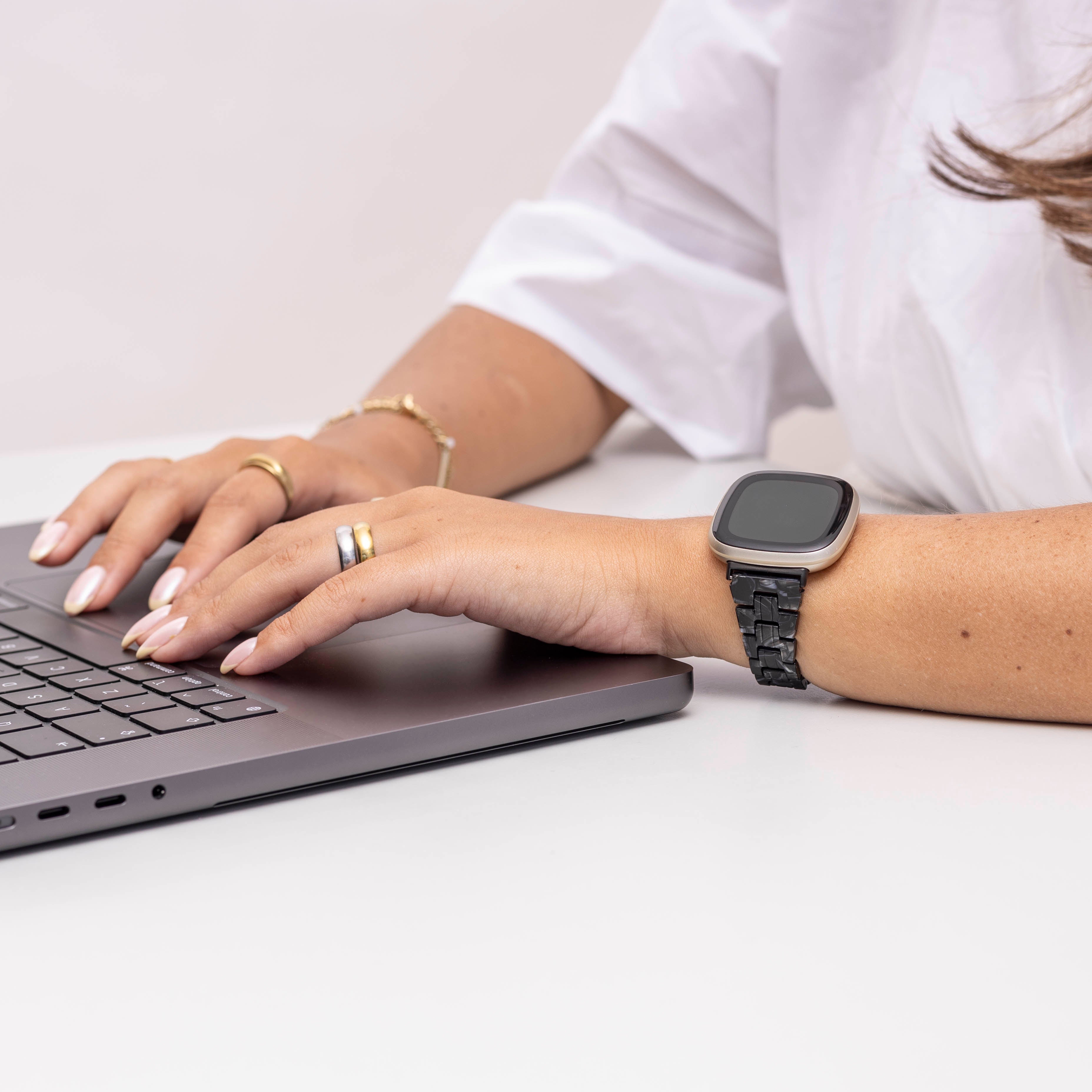 Fitbit Versa 3 Resin Strap (Black/White)