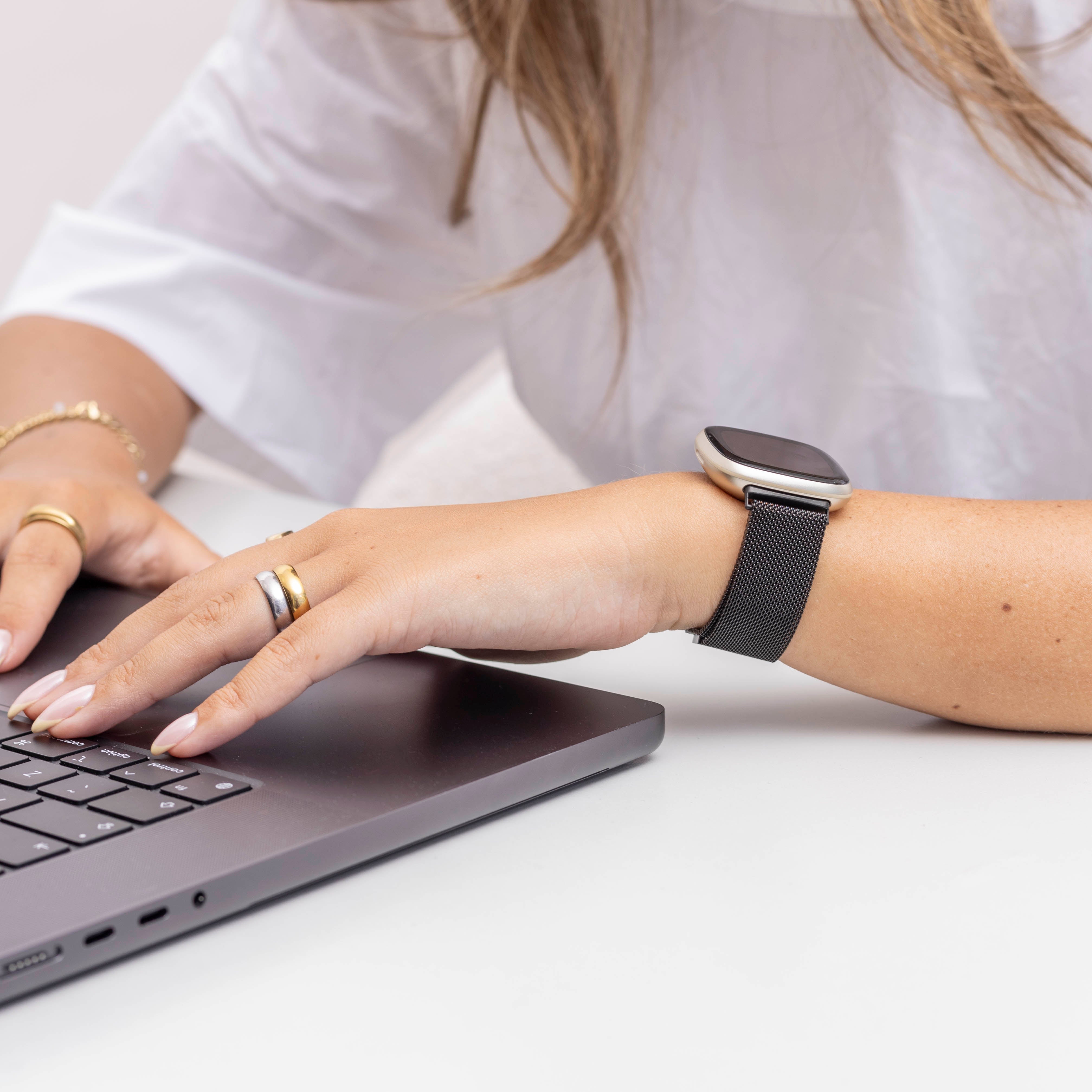 Correa milanesa Fitbit Versa 3 (negra)