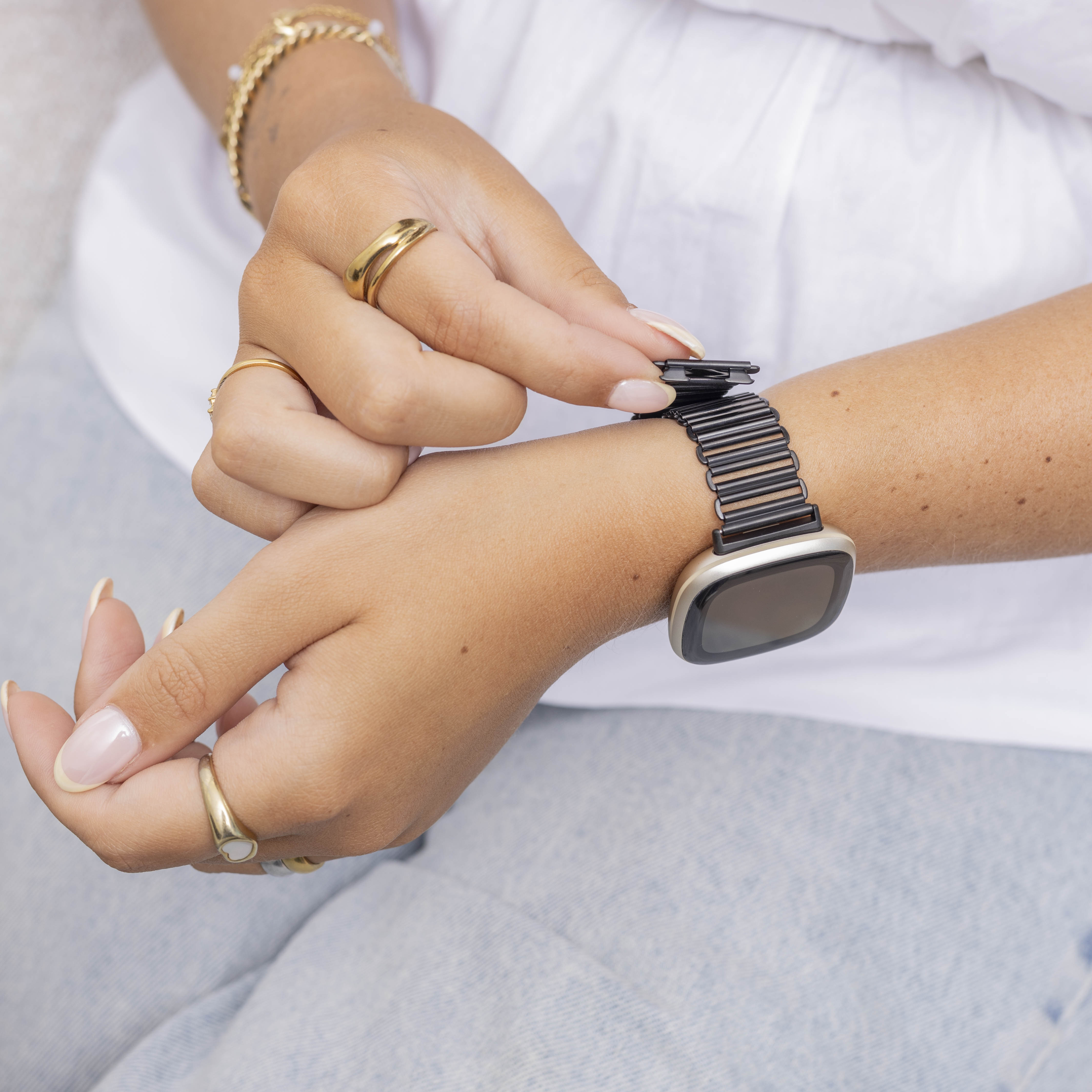 Fitbit Versa 4 Steel Loop Strap (Black)