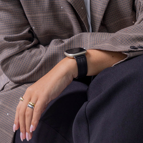 Fitbit Versa 3 Fine Steel Strap (Black)