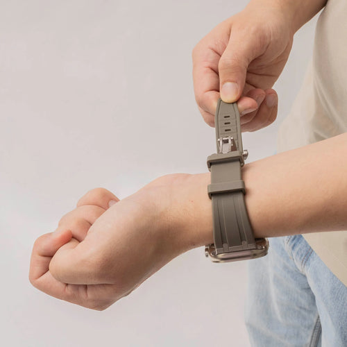 Bandz Correa silicona 'Luxe Liquid' Apple Watch (cafe/titanio)