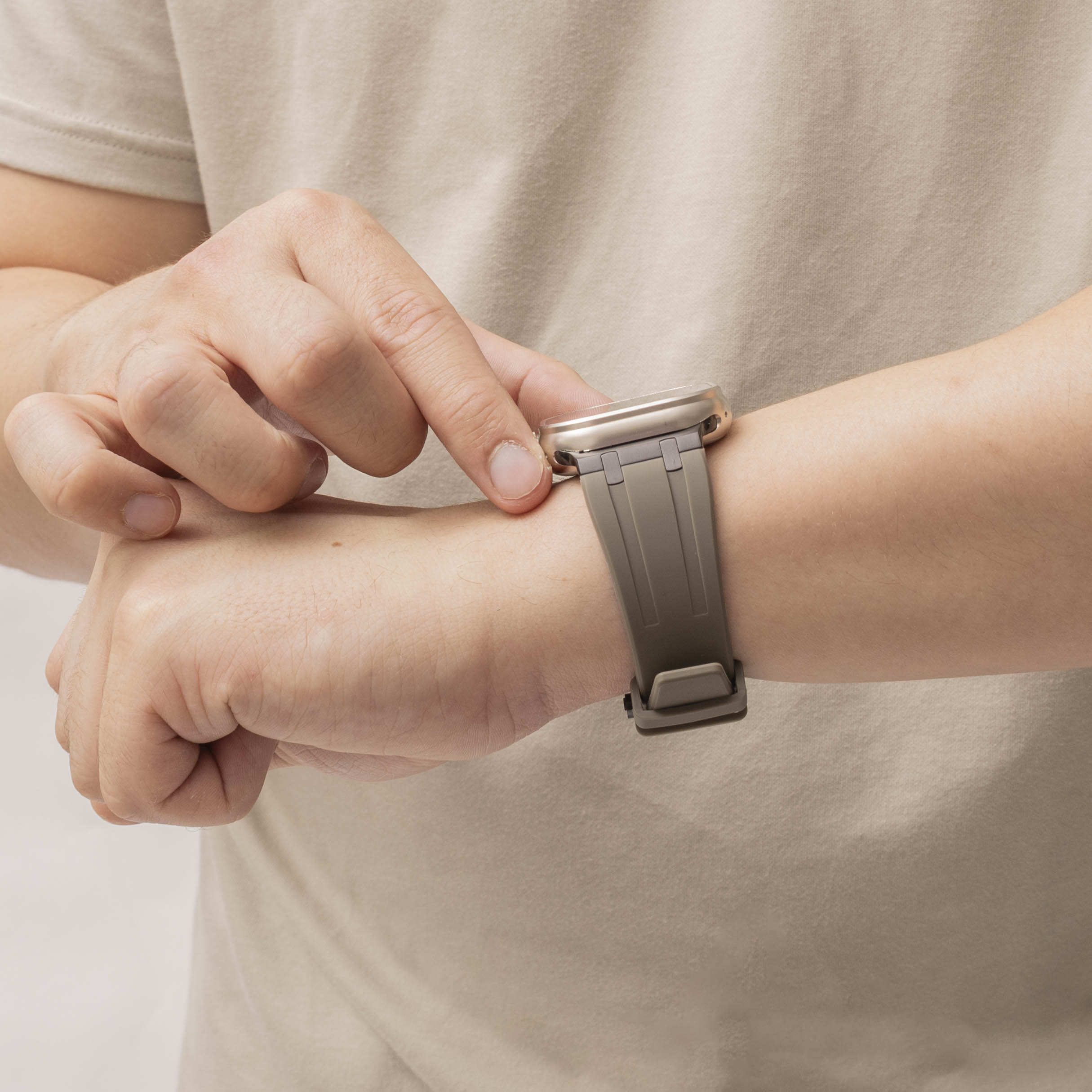 Bandz Correa silicona 'Luxe Liquid' Apple Watch (cafe/negro)