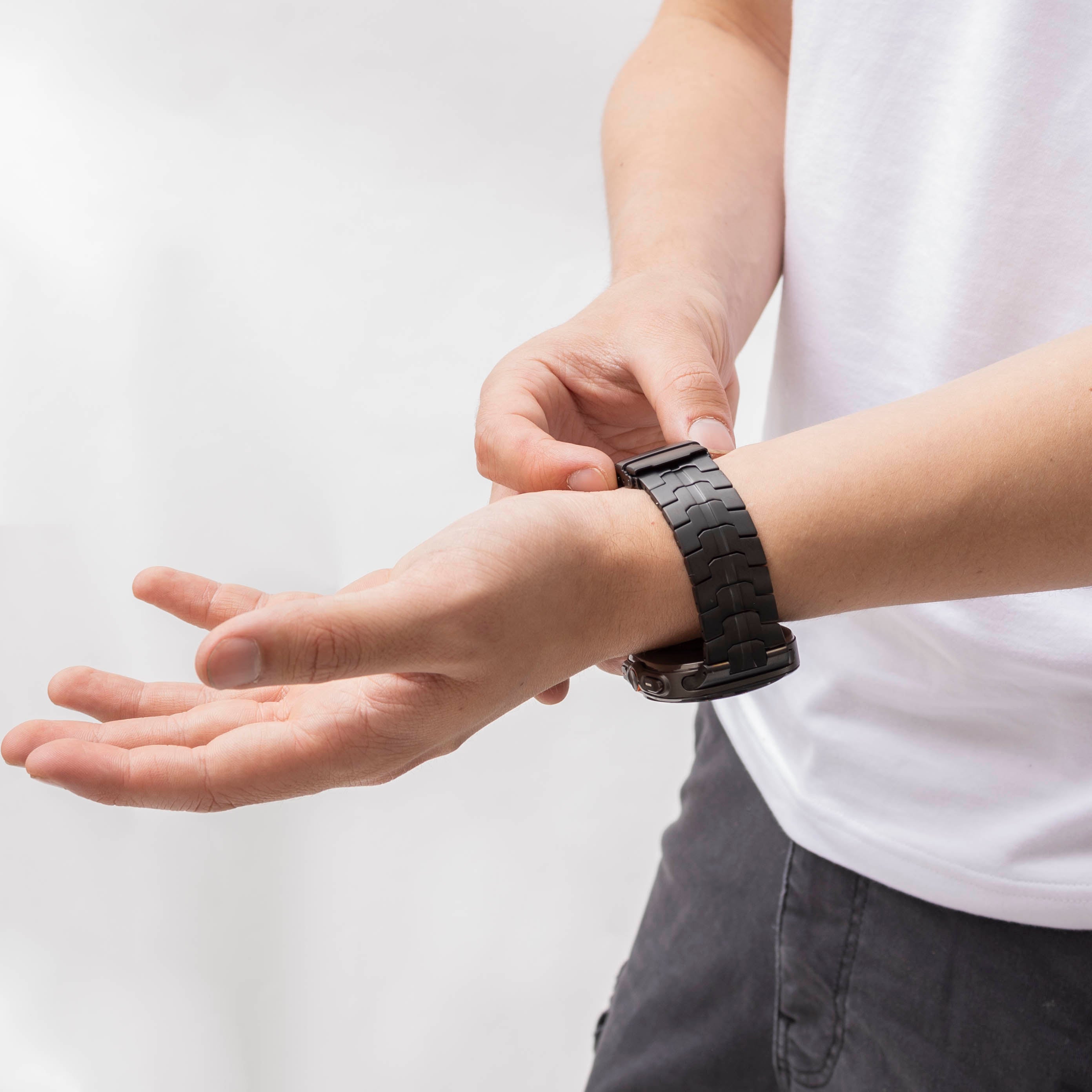 Correa titanio 'Iron' Samsung Galaxy Watch Ultra (negro)