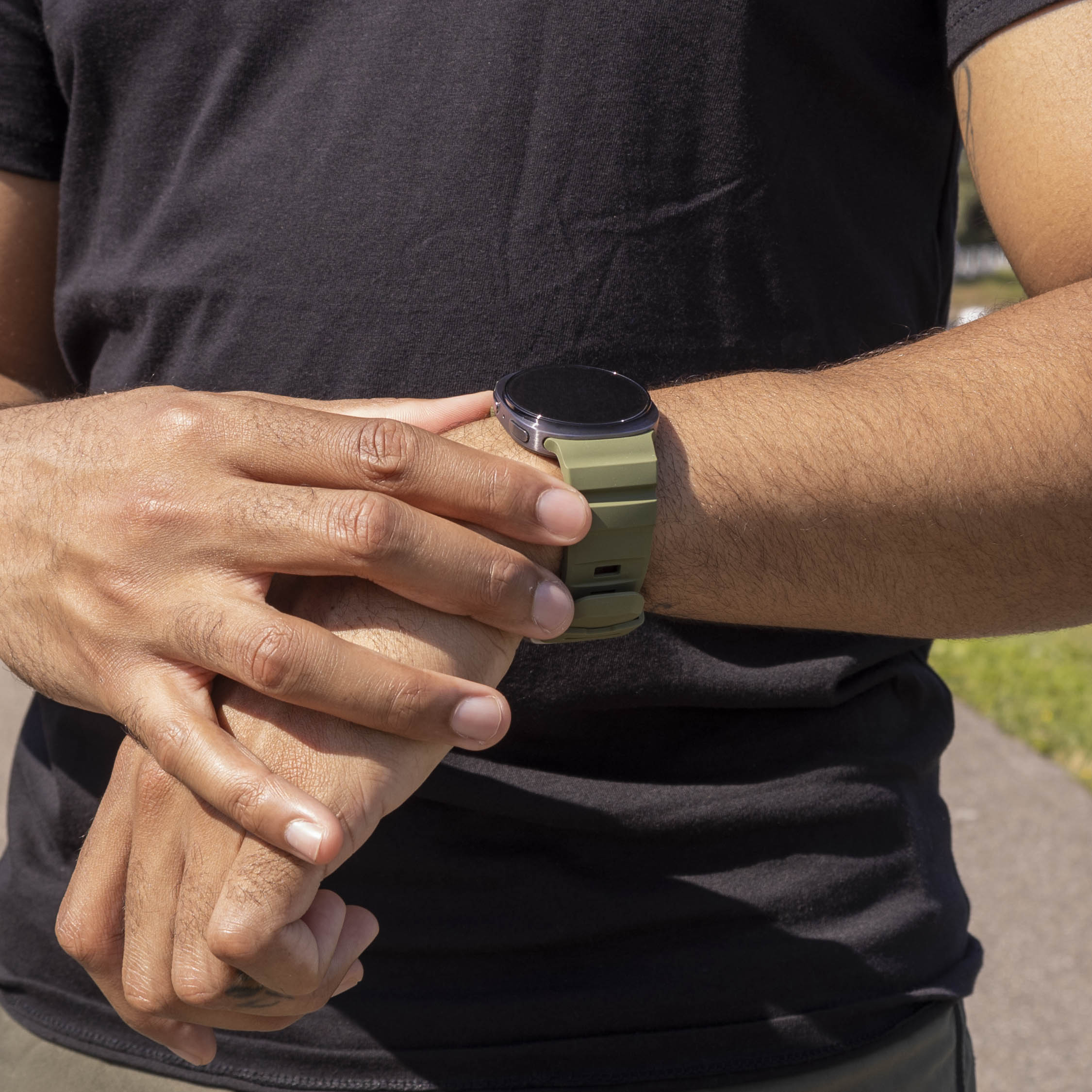 Samsung Galaxy Watch 8 Classic Extreme Silicone Strap (Army Green)