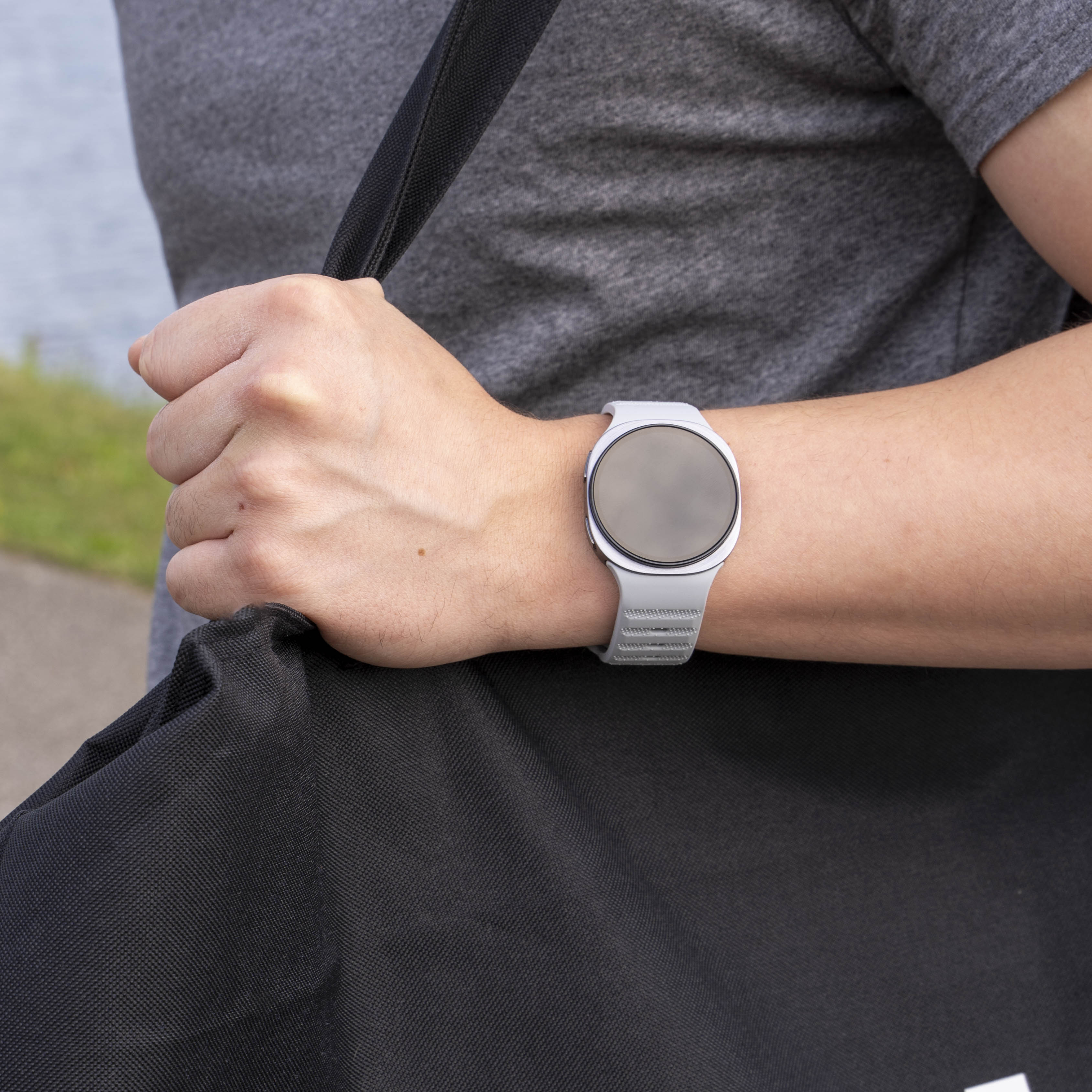 Correa silicona outdoor Samsung Galaxy Watch 8 - 44mm (gris)