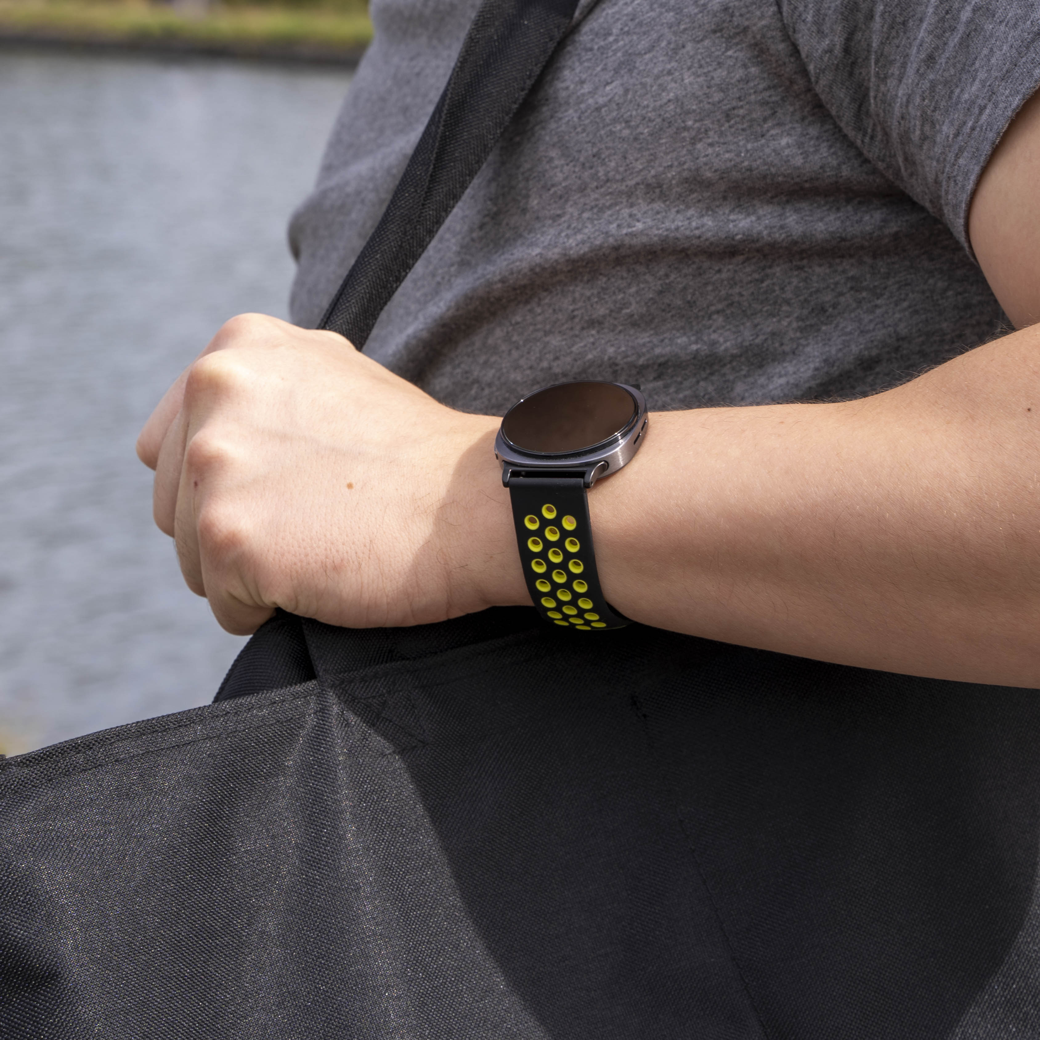 Correa deportiva Samsung Galaxy Watch 8 Classic (negro/amarilla)