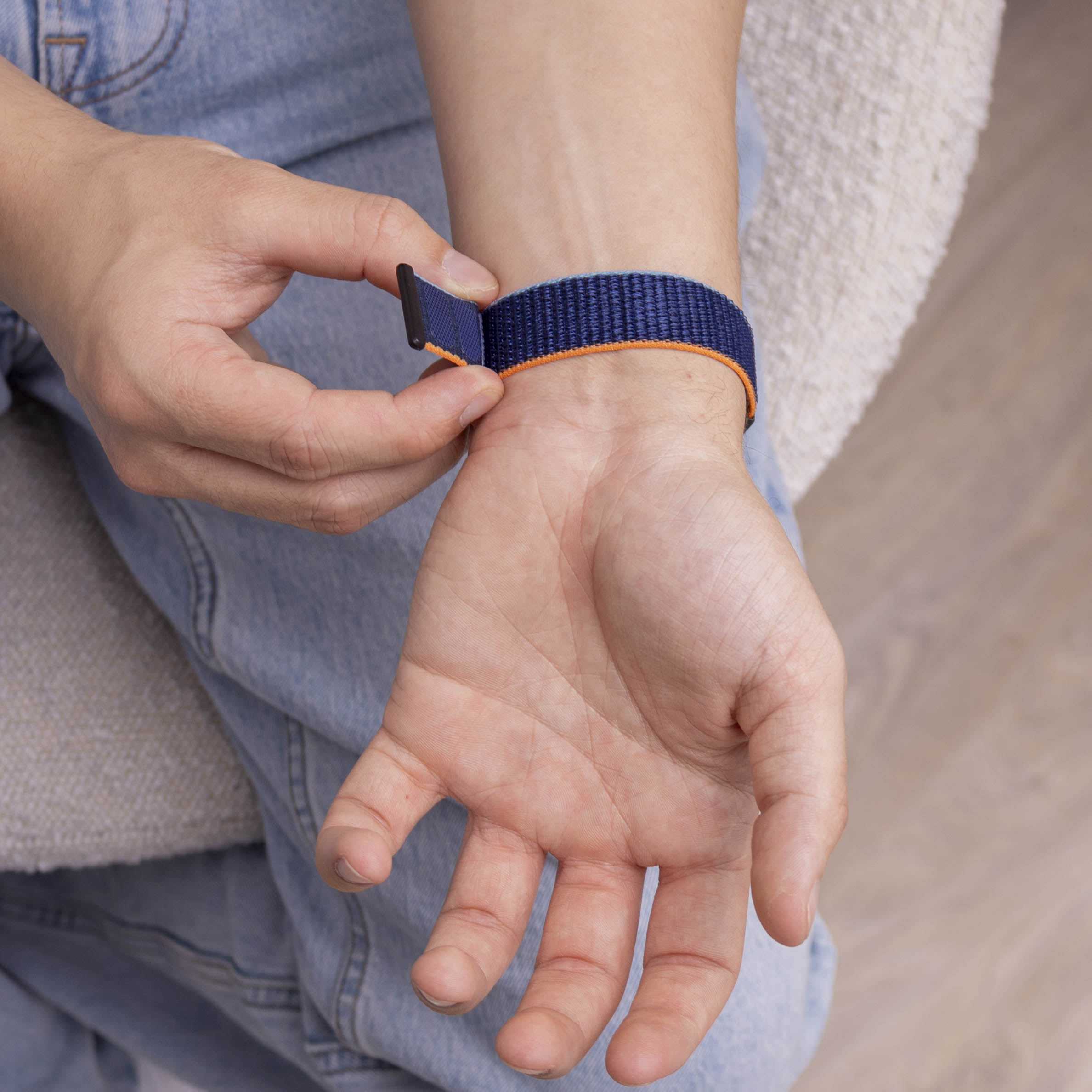 Samsung Galaxy Watch 8 - 44mm Nylon Strap (Dark Blue Mix)