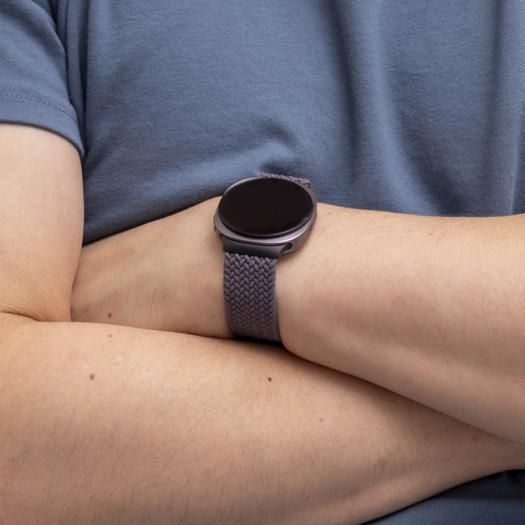 Correa tejida con hebilla Samsung Galaxy Watch 8 Classic (gris oscuro)