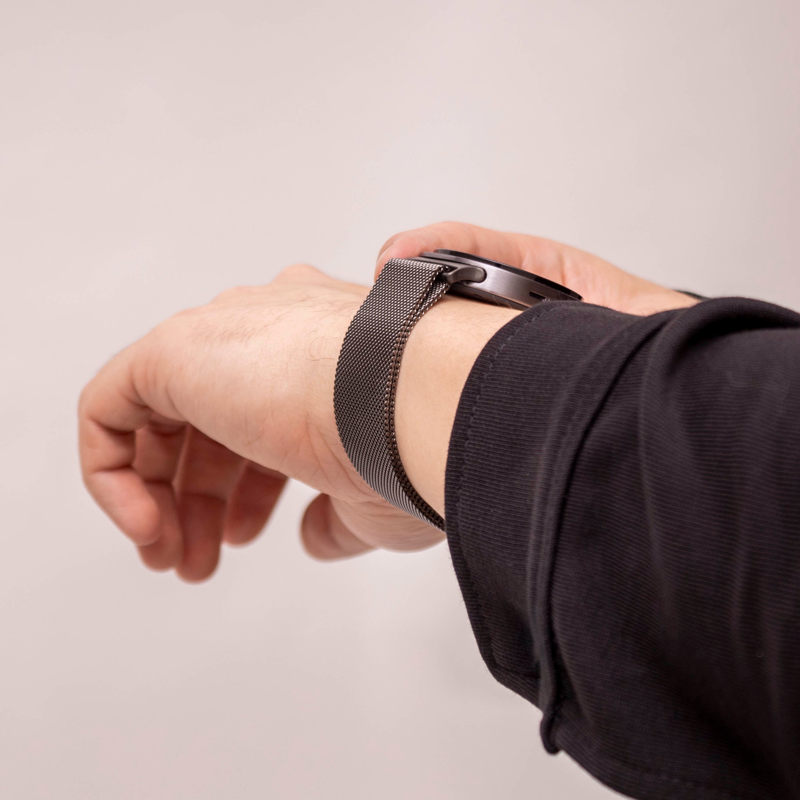 Correa milanesa Samsung Galaxy Watch 8 - 44mm (gris espacial)