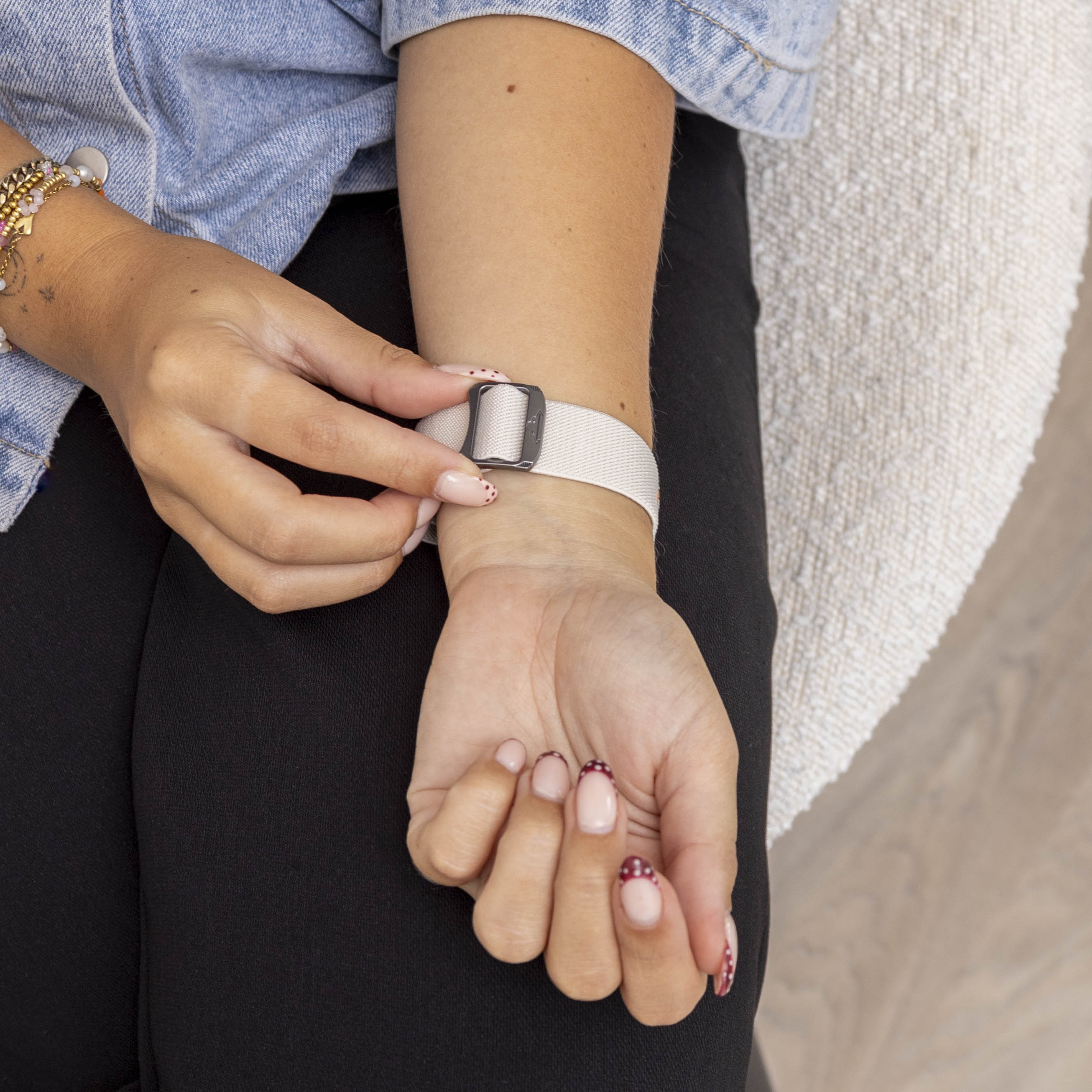 Correa elastica Samsung Galaxy Watch 8 Classic (blanco estrella)