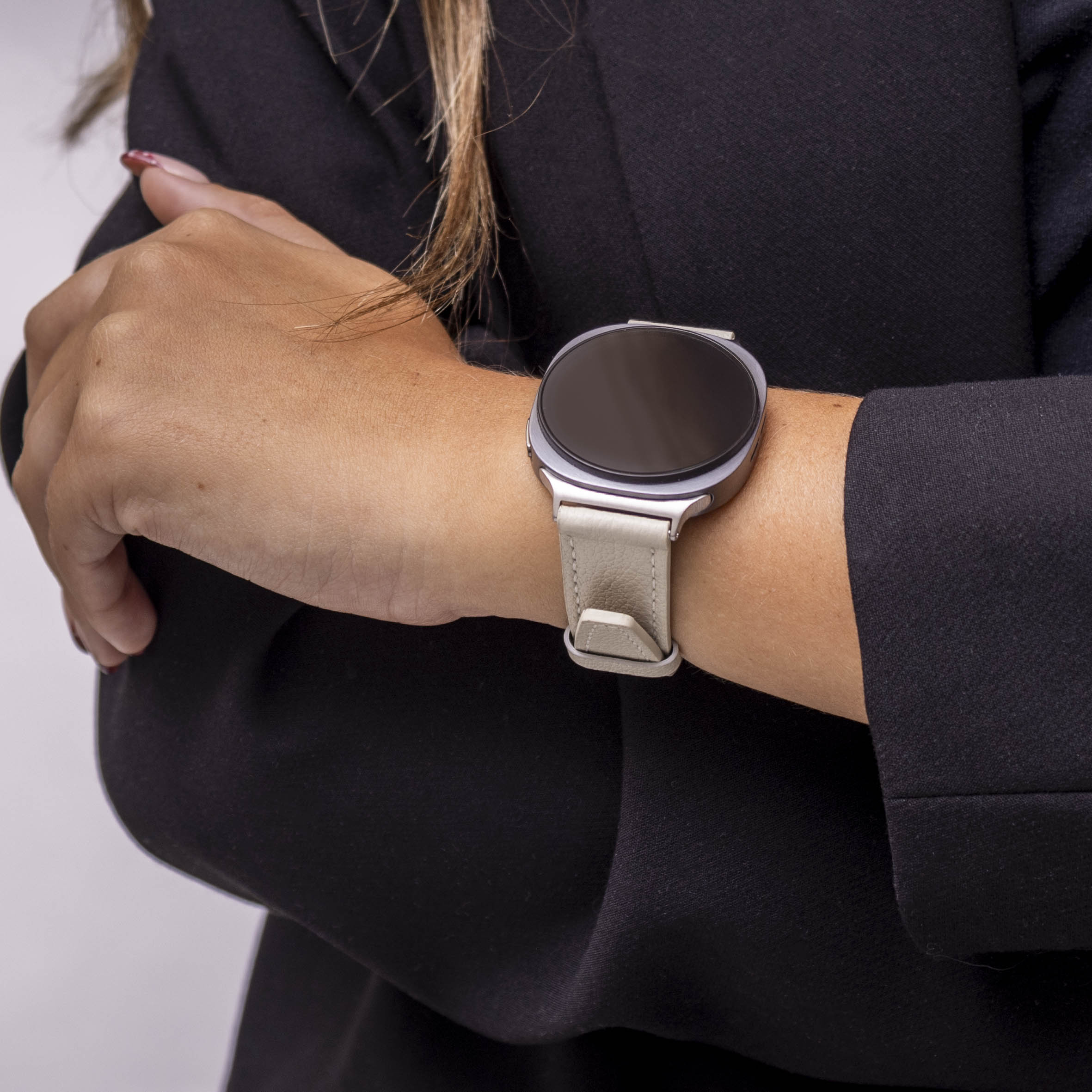 Bandz Samsung Galaxy Watch 8 - 44mm Leather Strap 'Deluxe' (Light Beige)