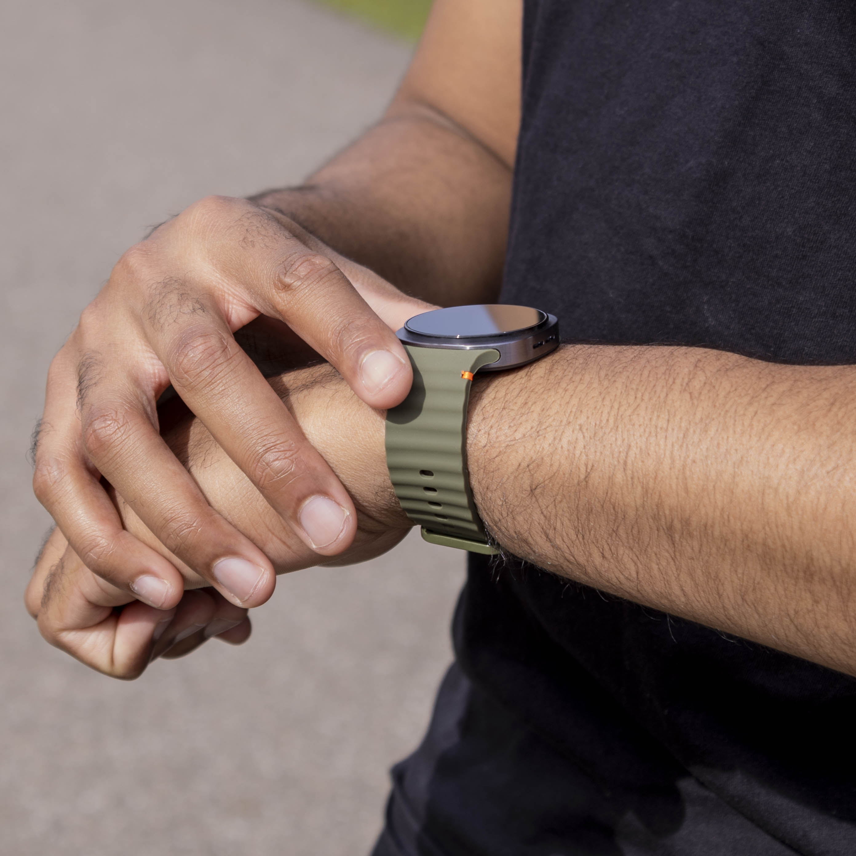 Correa silicona Wave Samsung Galaxy Watch 8 Classic (verde militar)