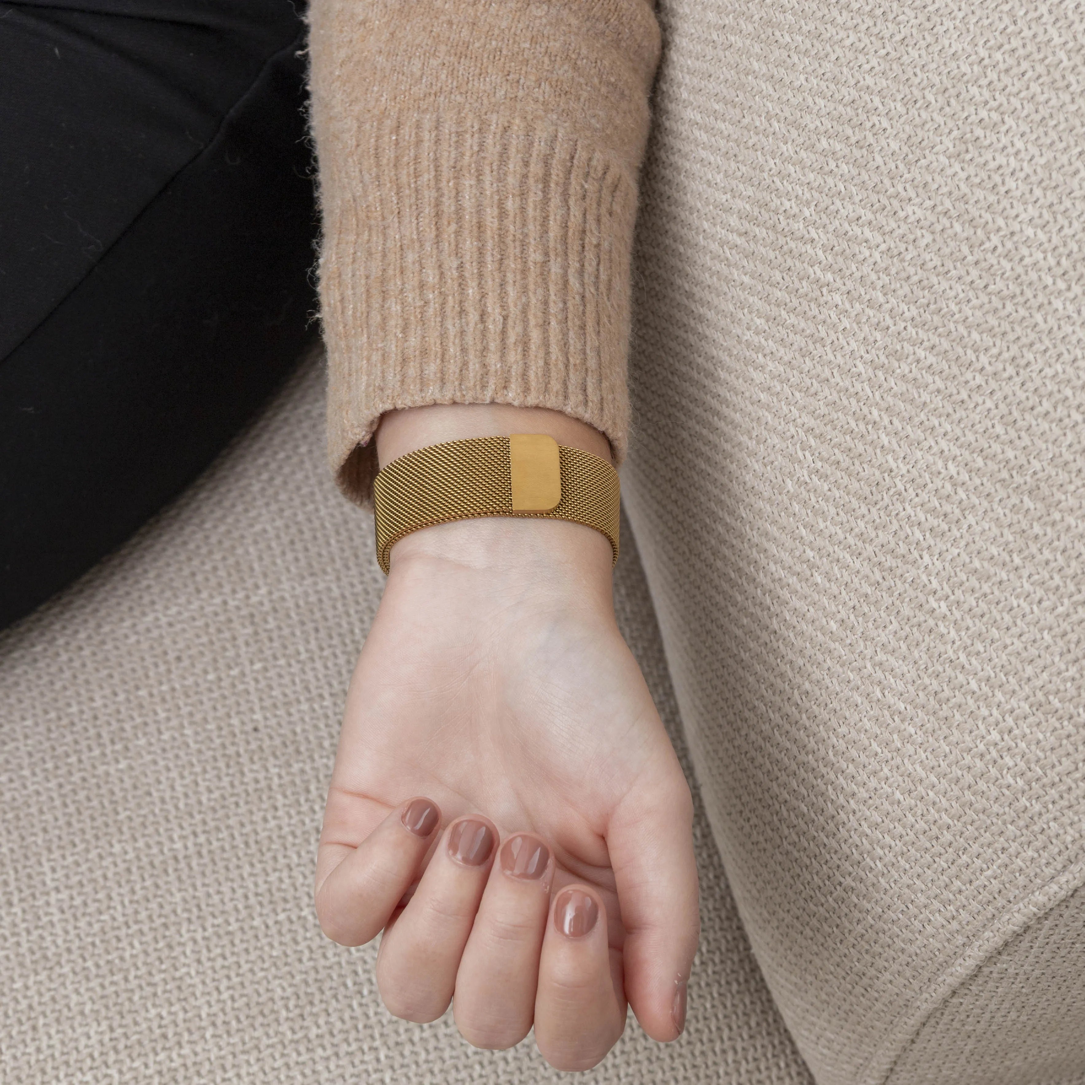 Correa milanesa Fitbit Inspire 3 (dorado)