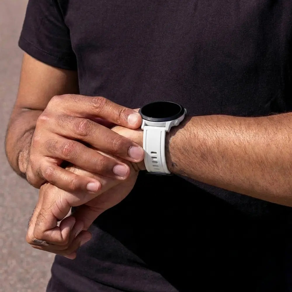 Bandz Garmin Fenix 5s-6s Buckled Silicone Strap (White)