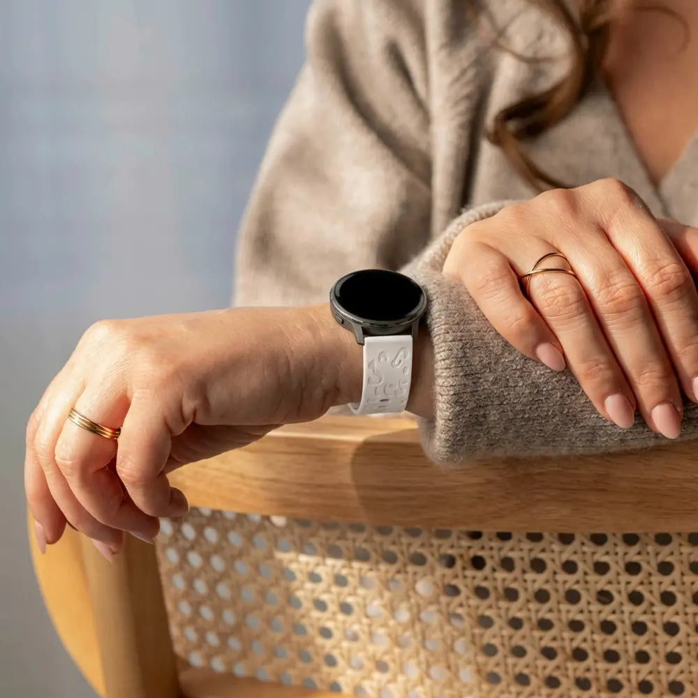 Bandz Garmin Vivoactive 4s siliconen band 'Leopard' (sterrenlicht)