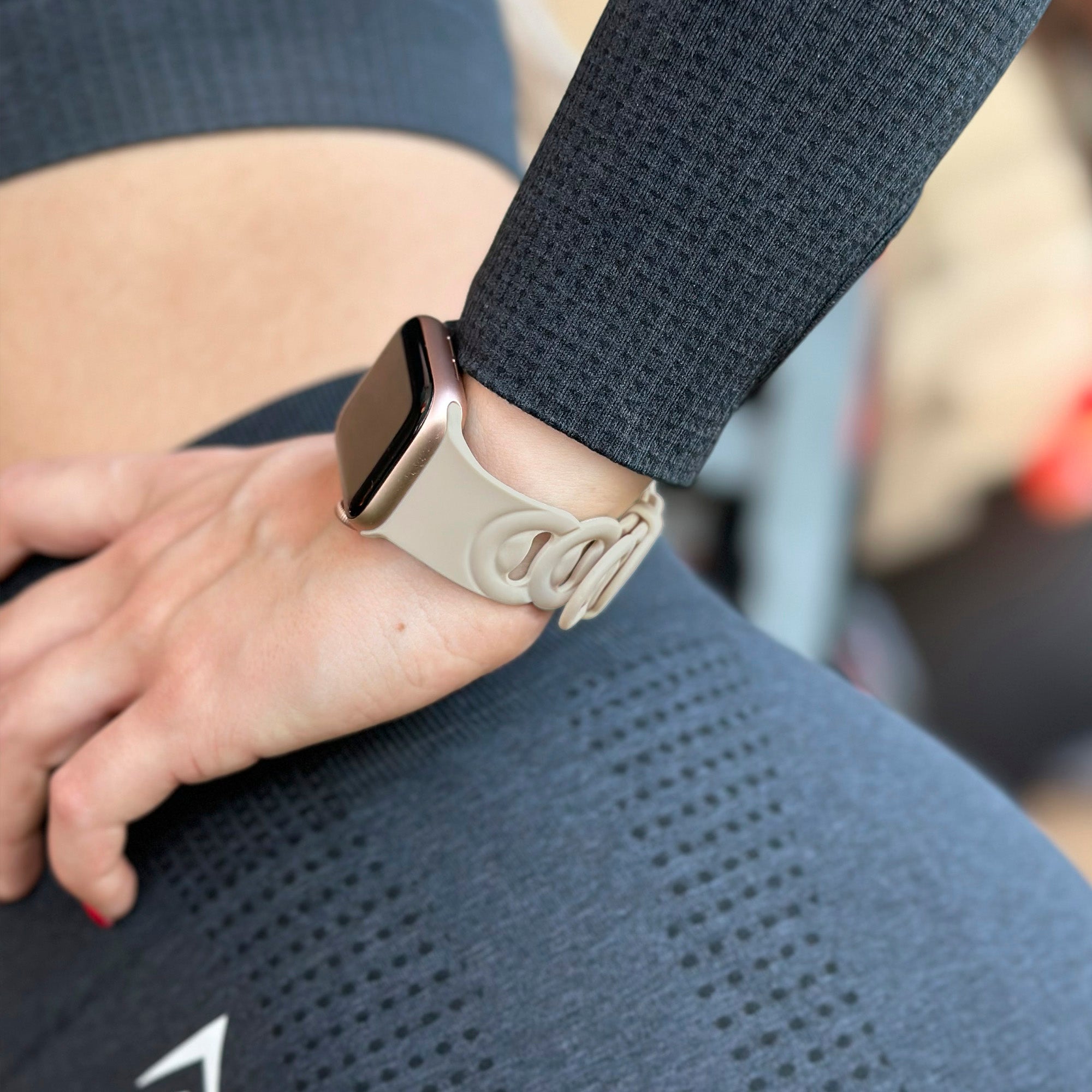 Correa silicona cadena Apple Watch (beige)