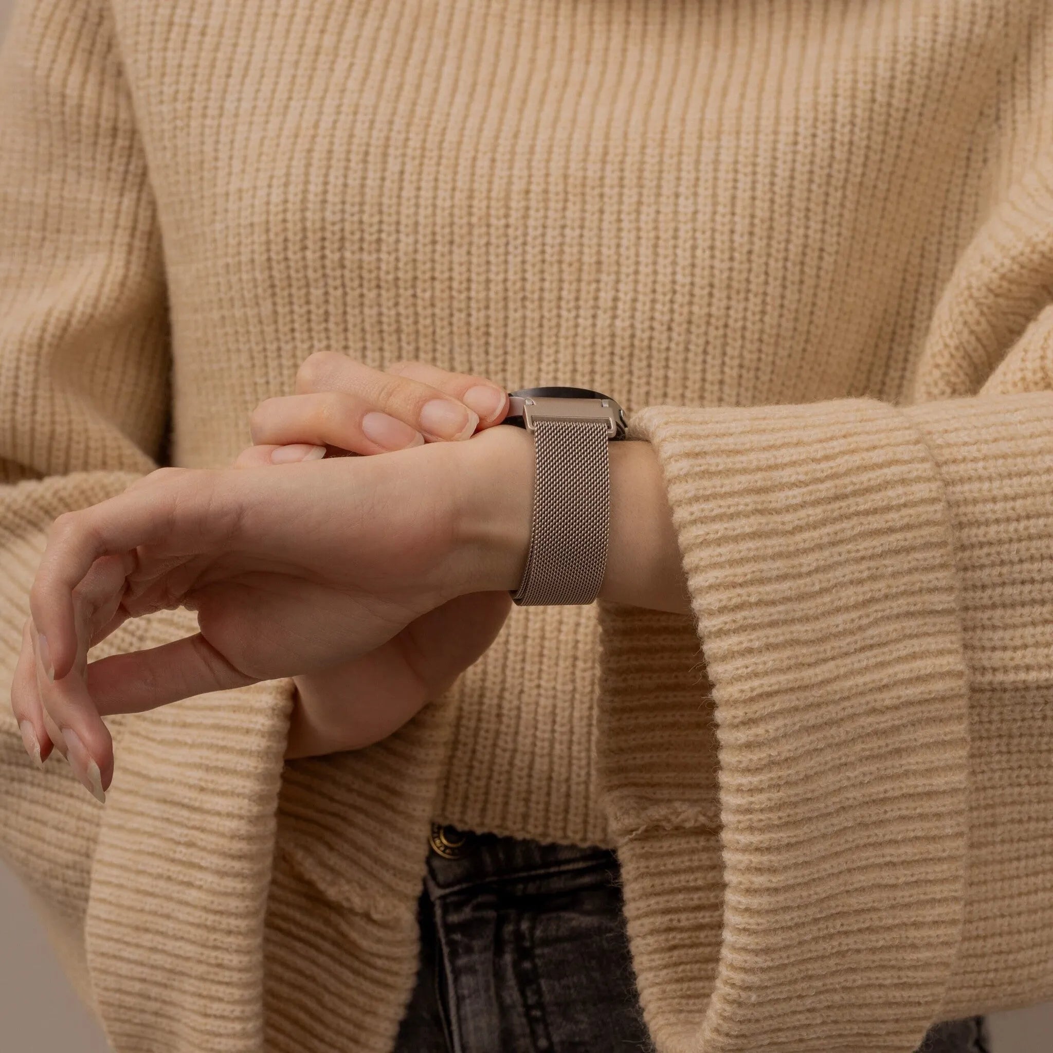 OnePlus Watch 3 - 43mm Milanese Strap (Champagne Gold)