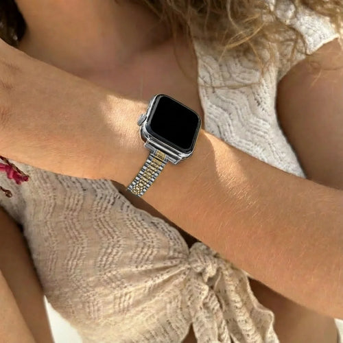 Steel Strap 'Slim', silver/gold, lifestyle photo