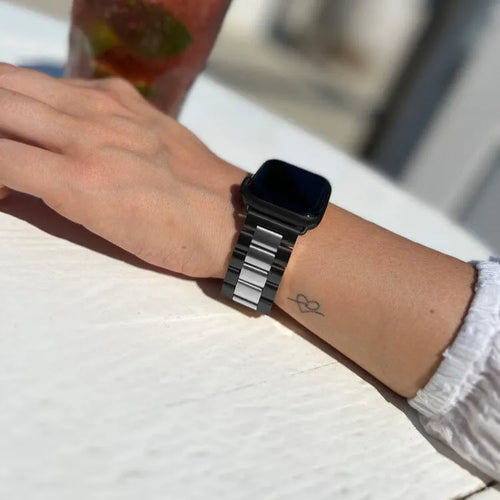 Steel Strap, black/silver, lifestyle photo
