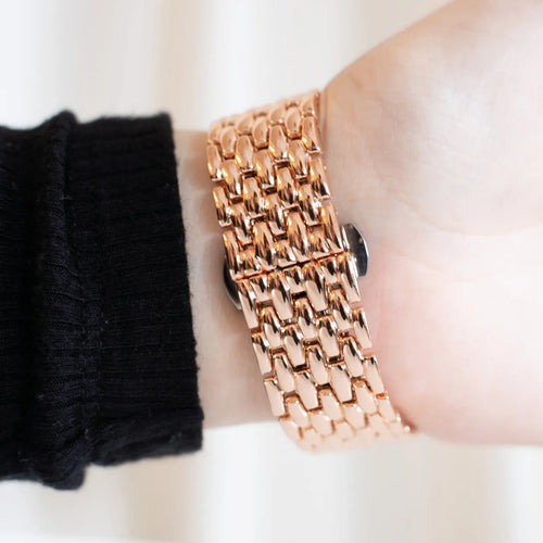 Steel Dragon Strap, rose gold, lifestyle photo