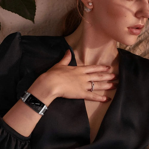 silber-schwarzes-stahlband-fitbit-charge-4