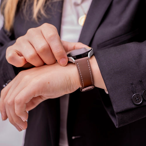 Leather Strap 'One Push', dark brown, lifestyle photo