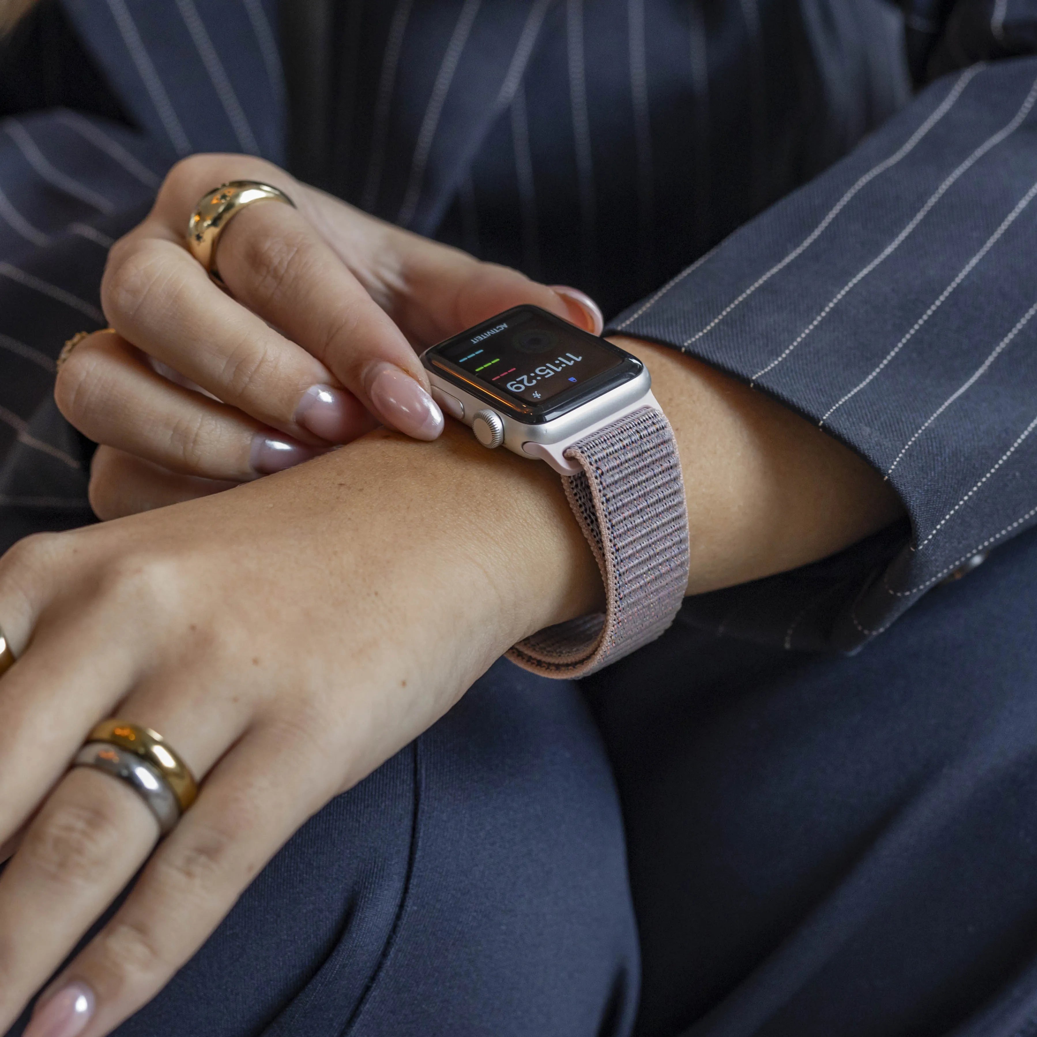 Bandz Correa nylon 'clásico' con P-buckle Apple Watch (rosa arena)