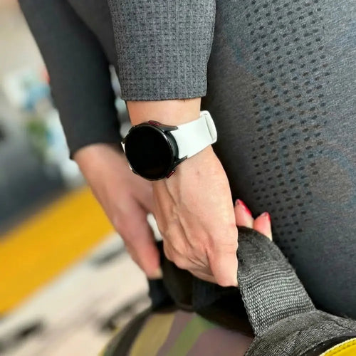 Samsung Galaxy Watch 7 - 40mm Silicone Strap (White)