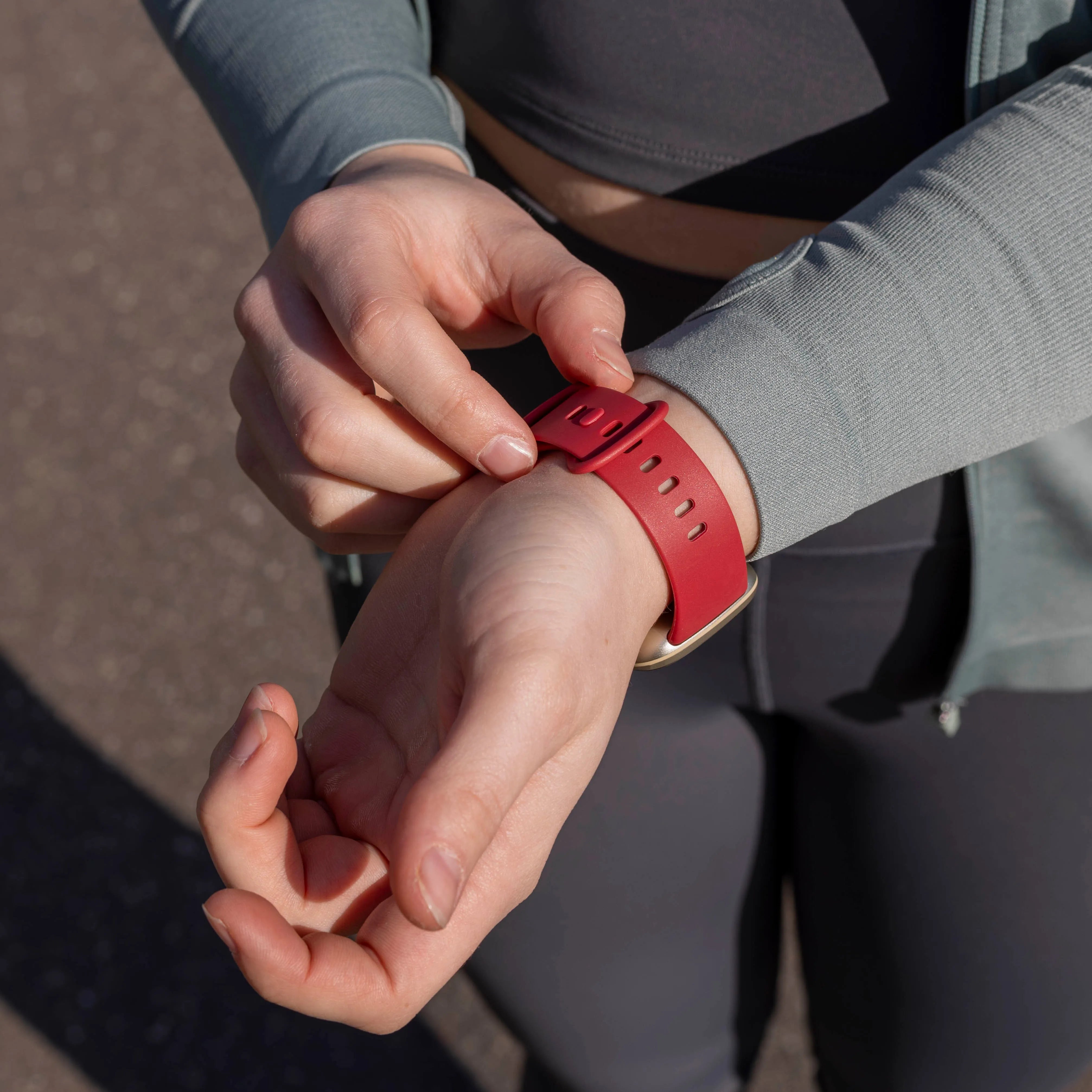 Correa silicona clásica Fitbit Sense 2 (vino rojo)