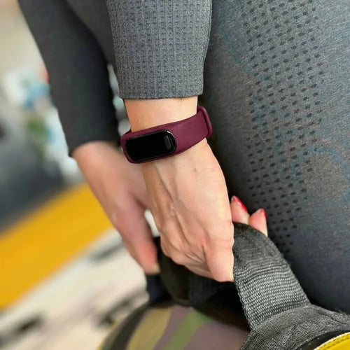 Garmin Vivosmart 5 Silicone Strap (Burgundy)