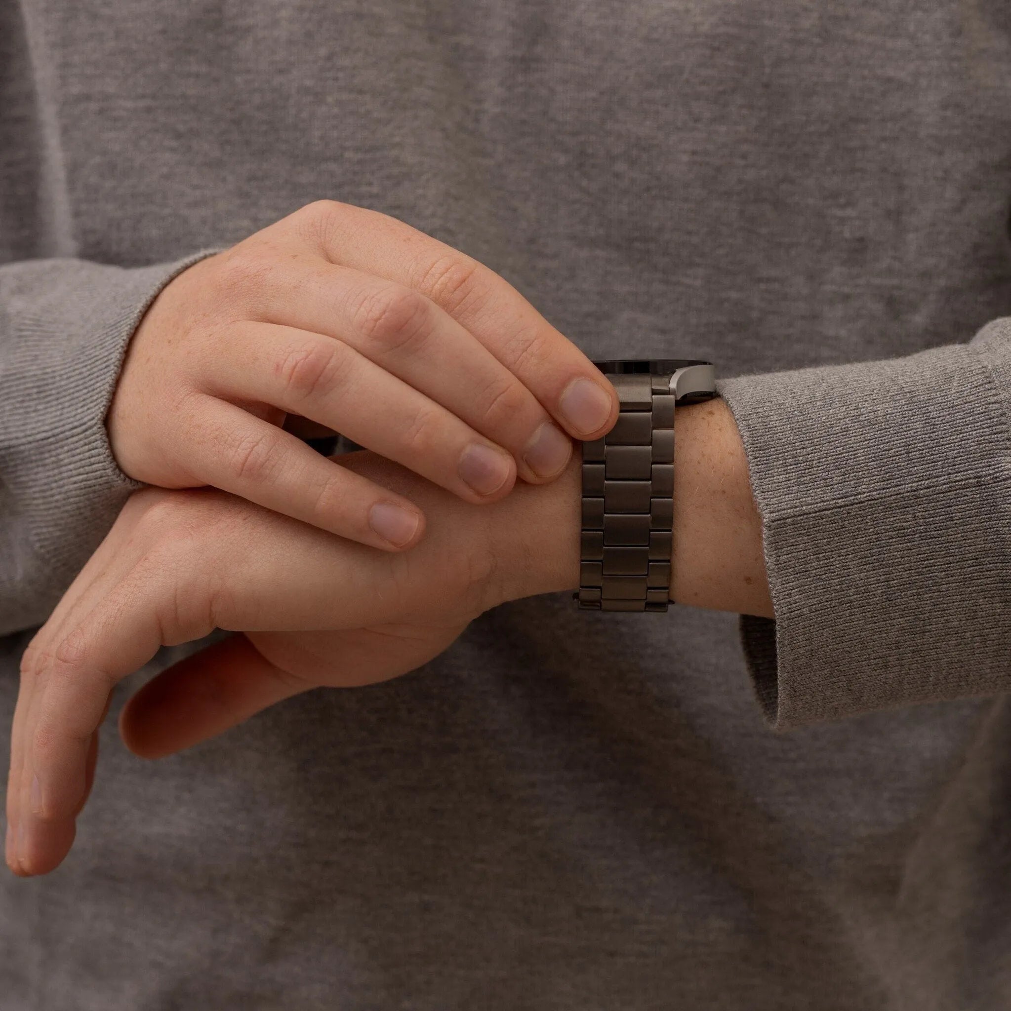 Polar Ignite 2 Titanium Strap (Graphite)