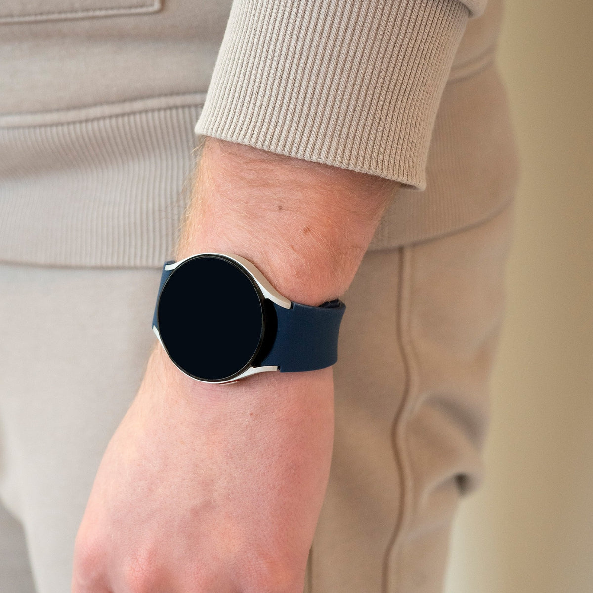 Silicone Strap 'One Push', dark blue, lifestyle photo